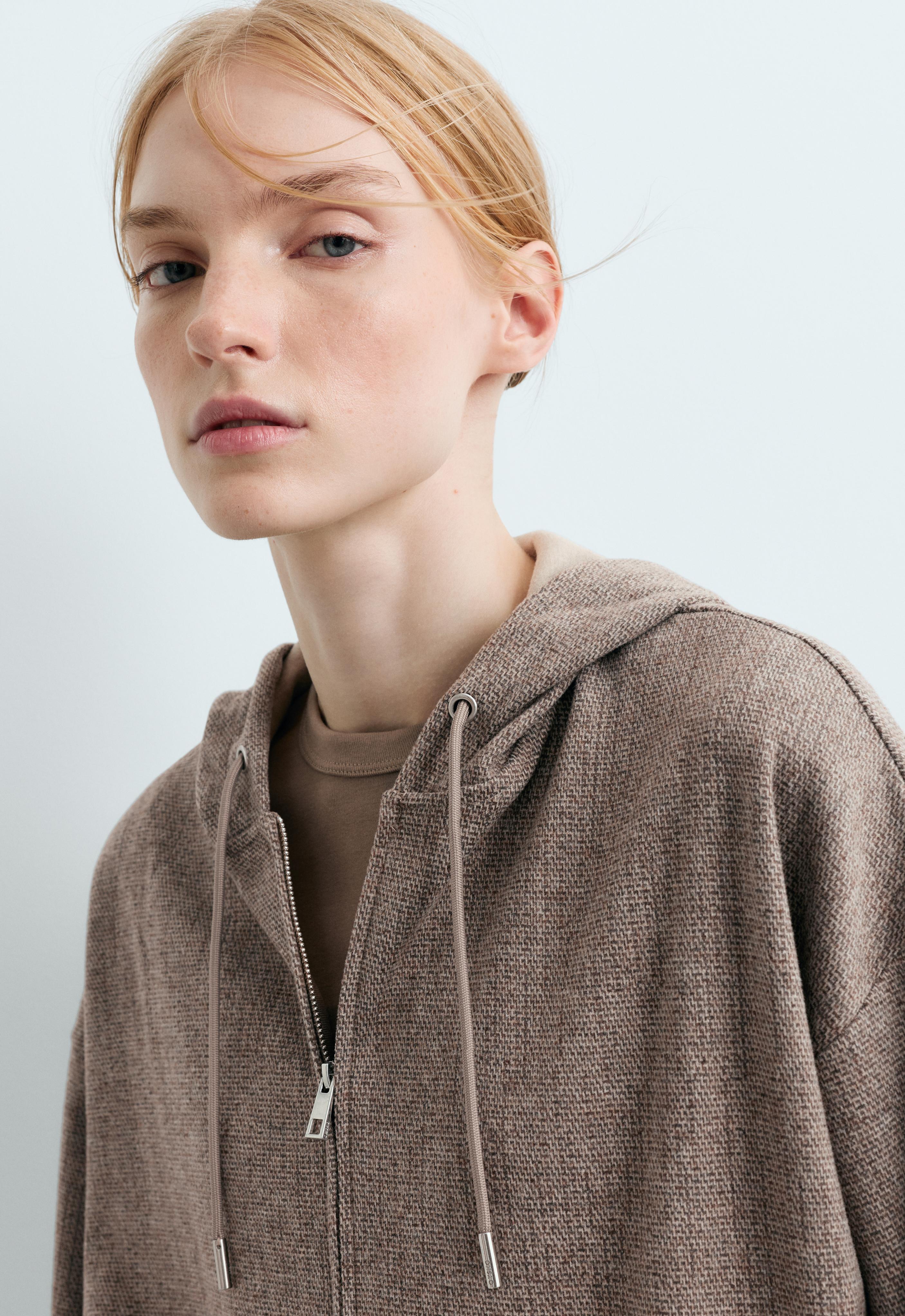 Long speckled hooded jacket Long speckled hooded jacket