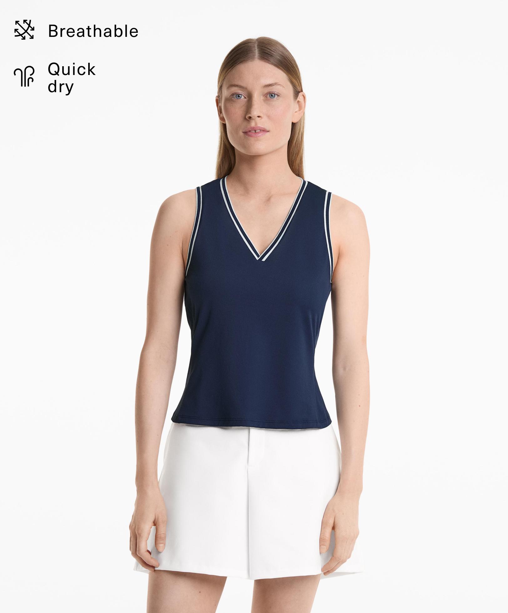 Playera sin mangas cuello V