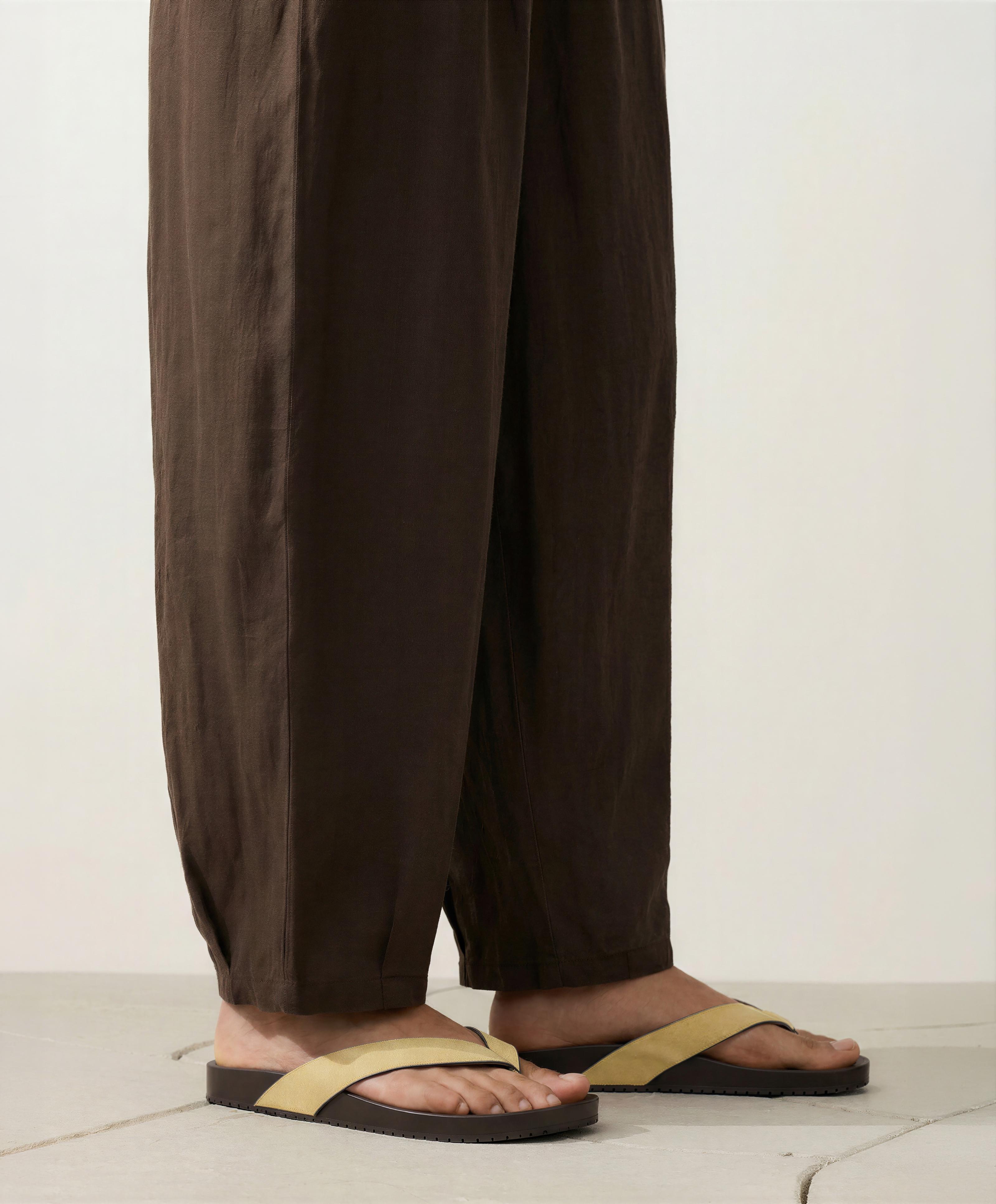 Leather sandals — YELLOW