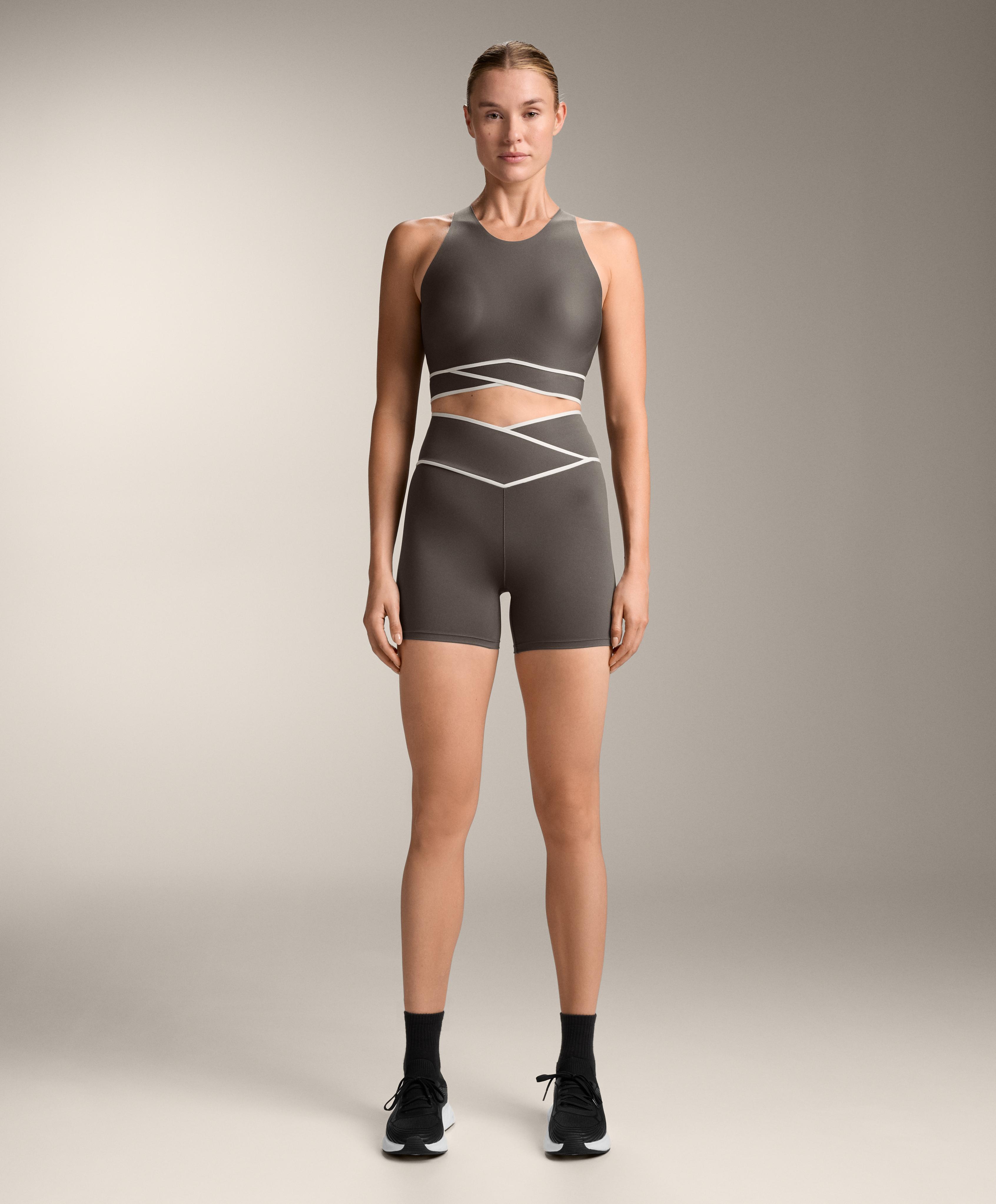 Total look perfect adapt hot pant cinzento