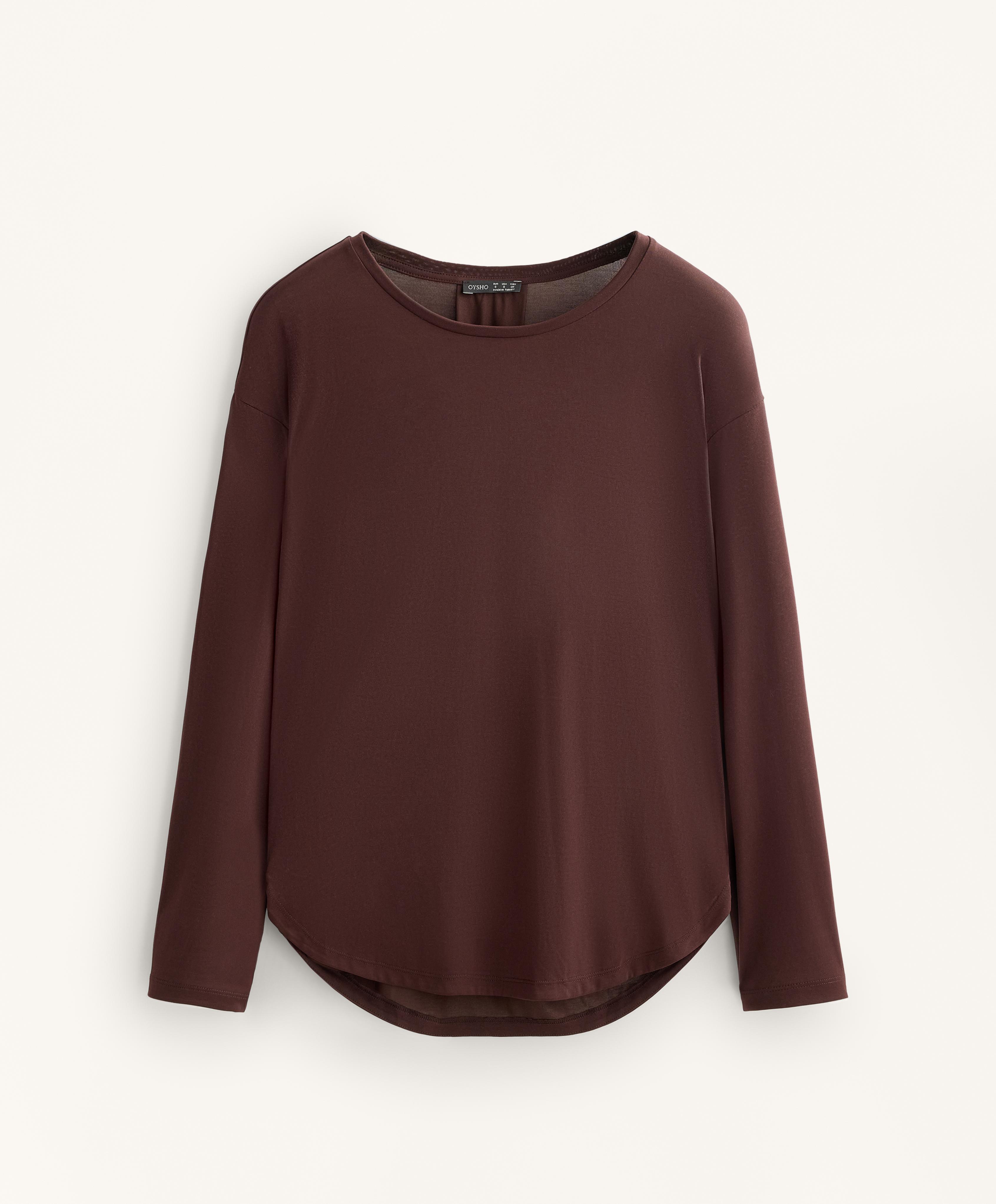 Long sleeve T-shirt with back pleat in a modal blend Long sleeve T-shirt with back pleat in a modal blend
