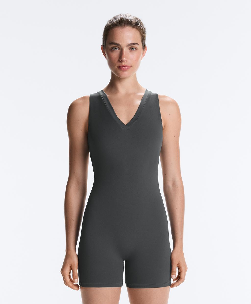 Oysho Açıq arxa Comfortlux qısa jumpsuit