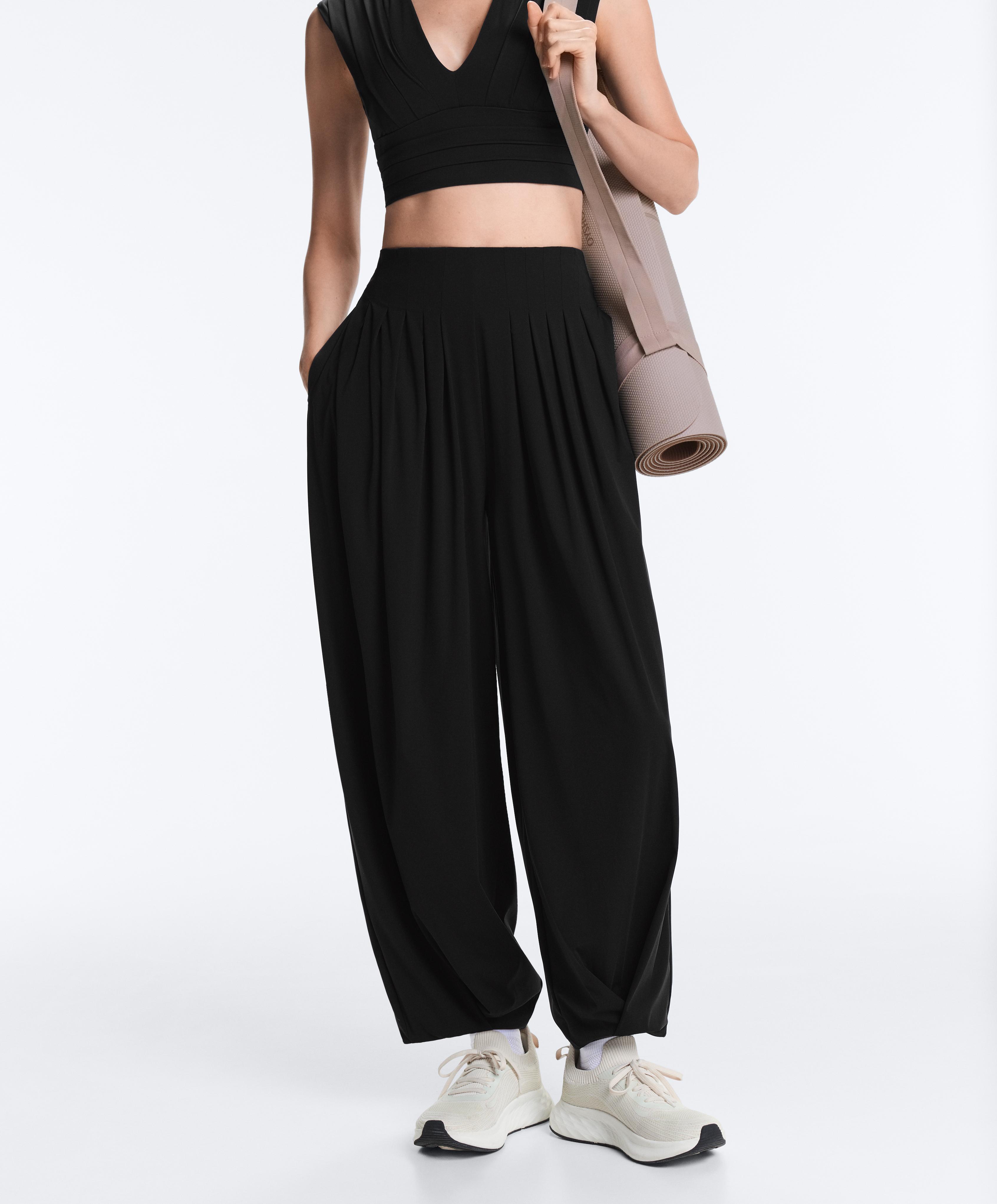 Light Touch long bloomer trousers — BLACK