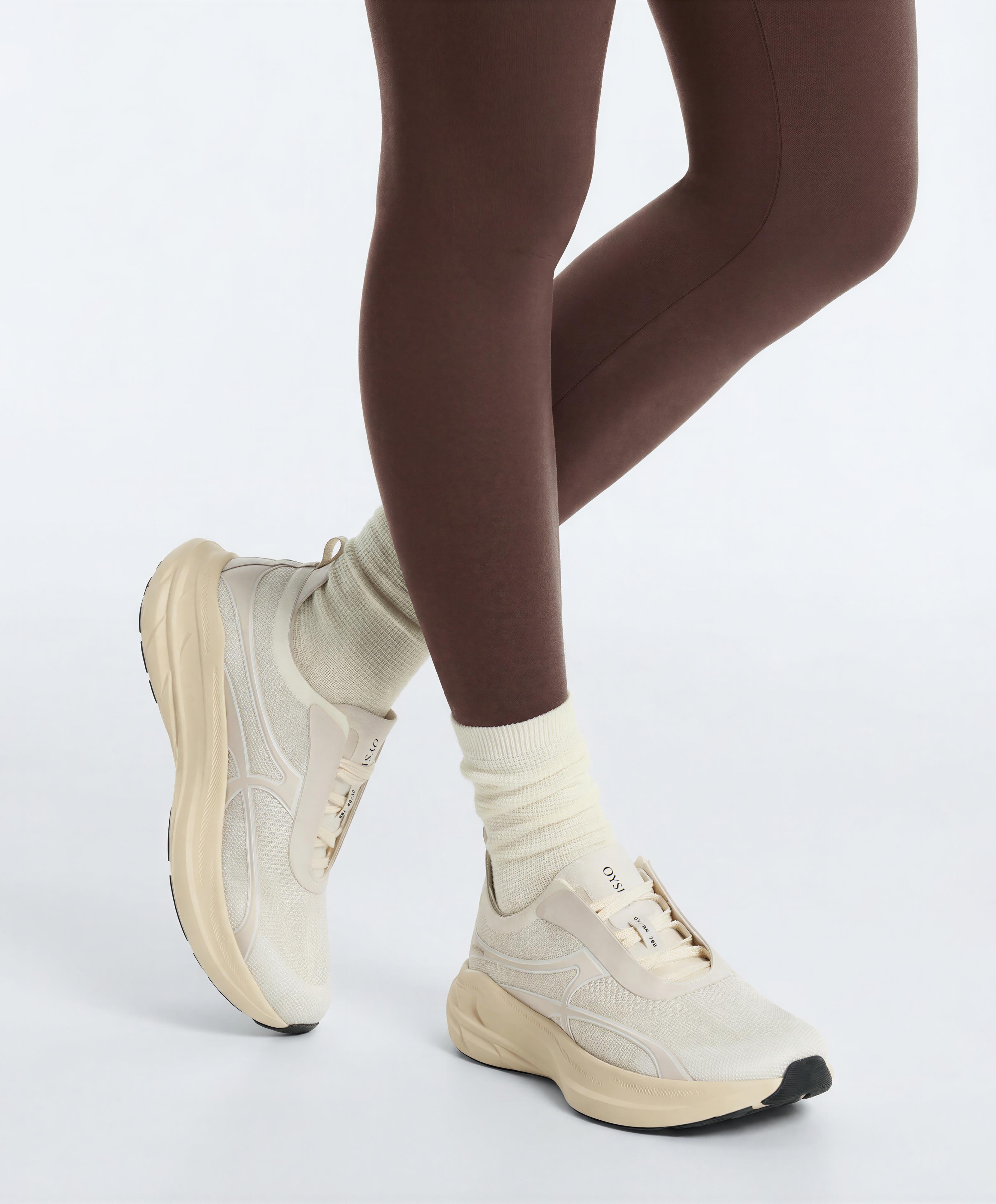 Running trainers OY/BR 700 — WHITE