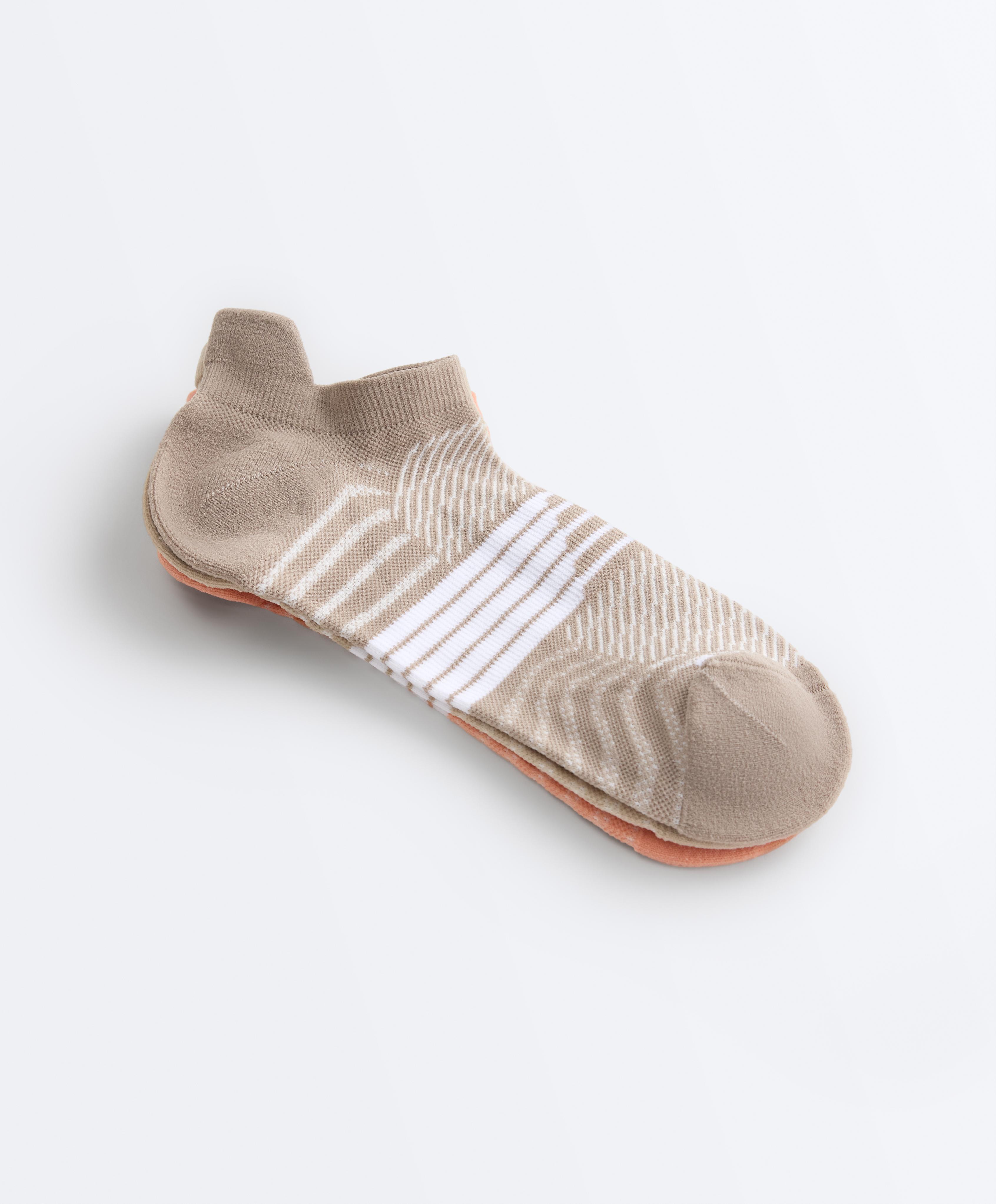 3 pairs of polyamide blend sports sneaker socks with heel tab — PASTEL CORAL