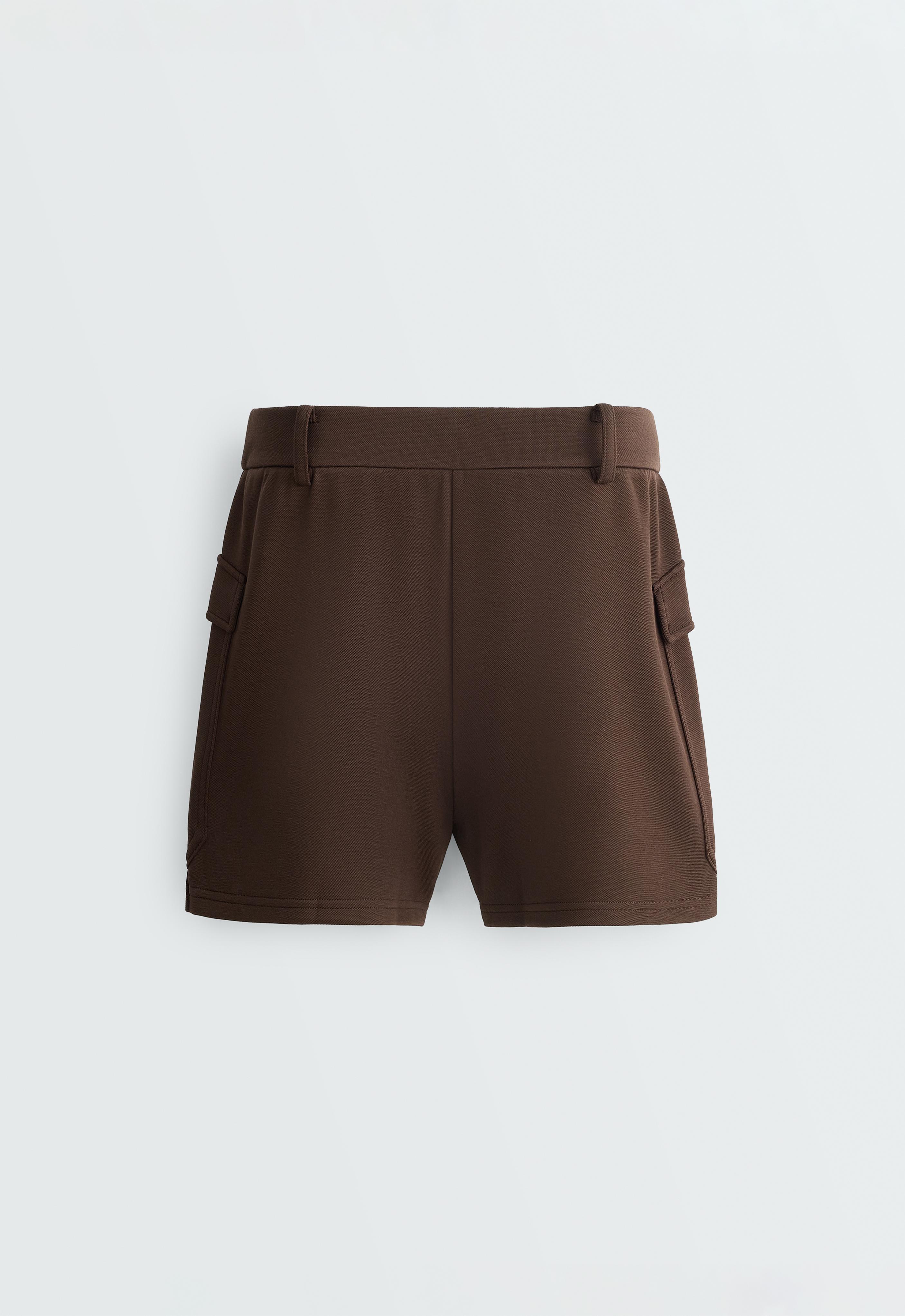 Short piqué skirt with cotton pockets — DARK BROWN