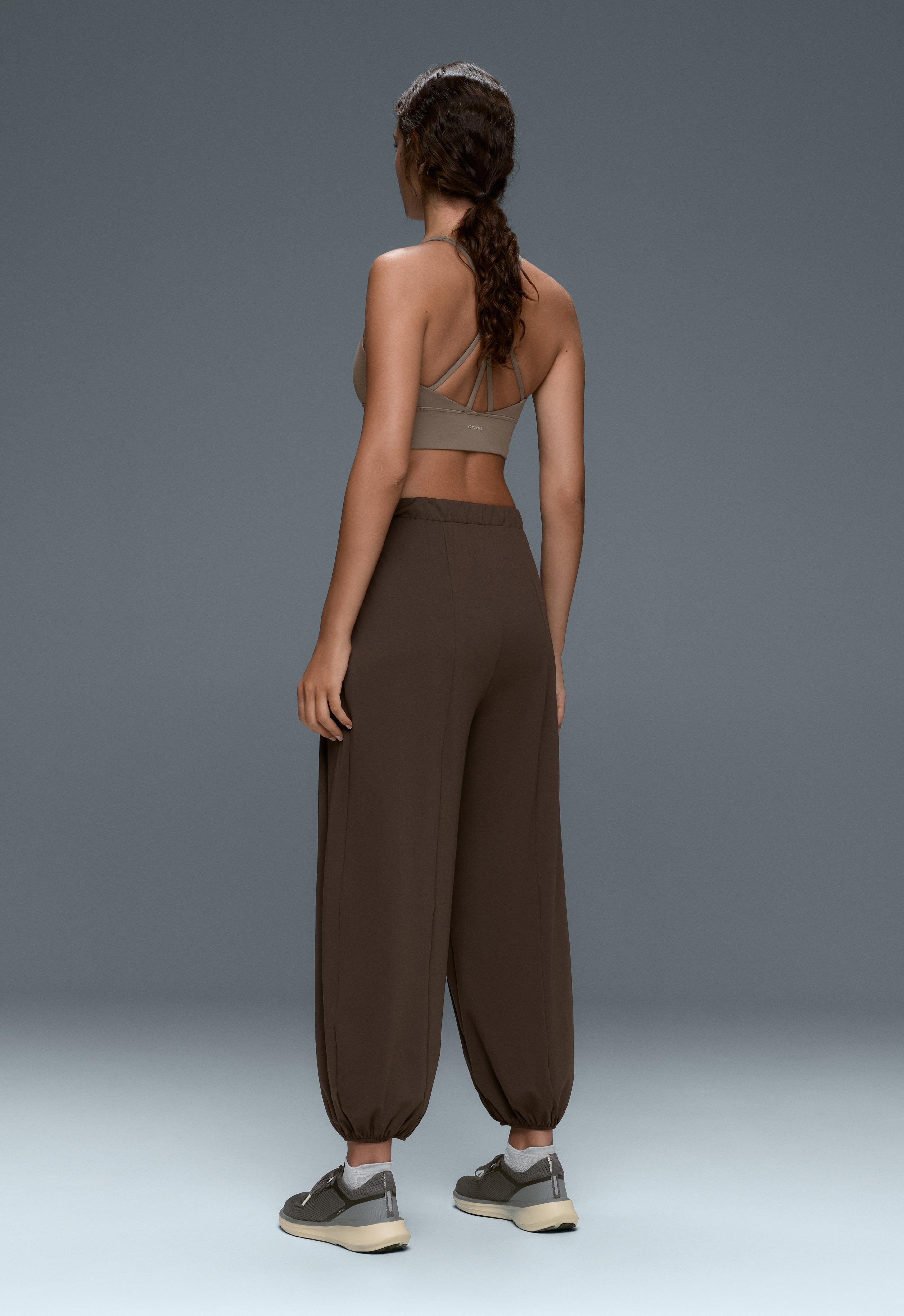 Comfortlux high-waisted pleated joggers — BROWN