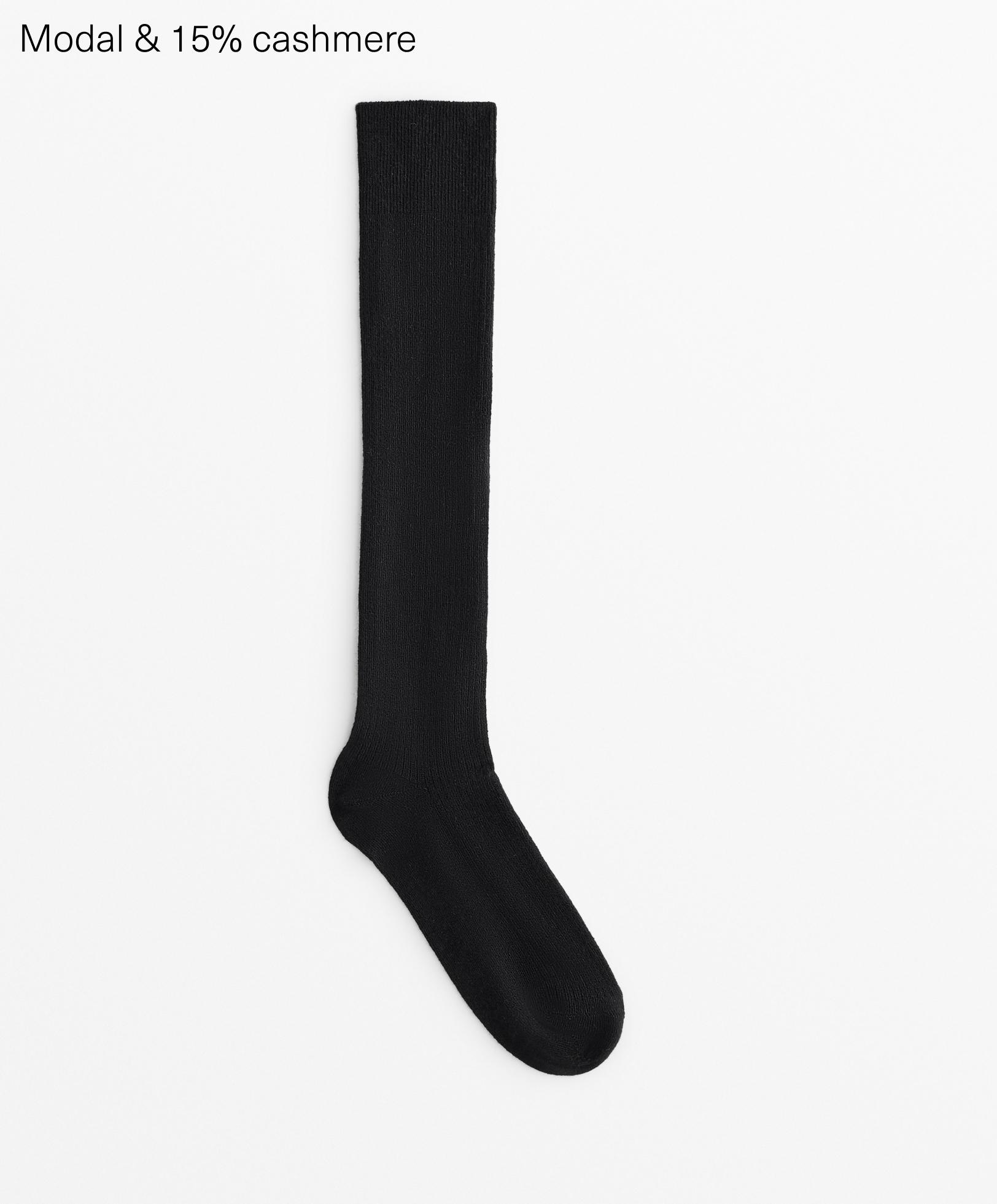 Lange Socken aus 15 % Cashmere und Modalmischung