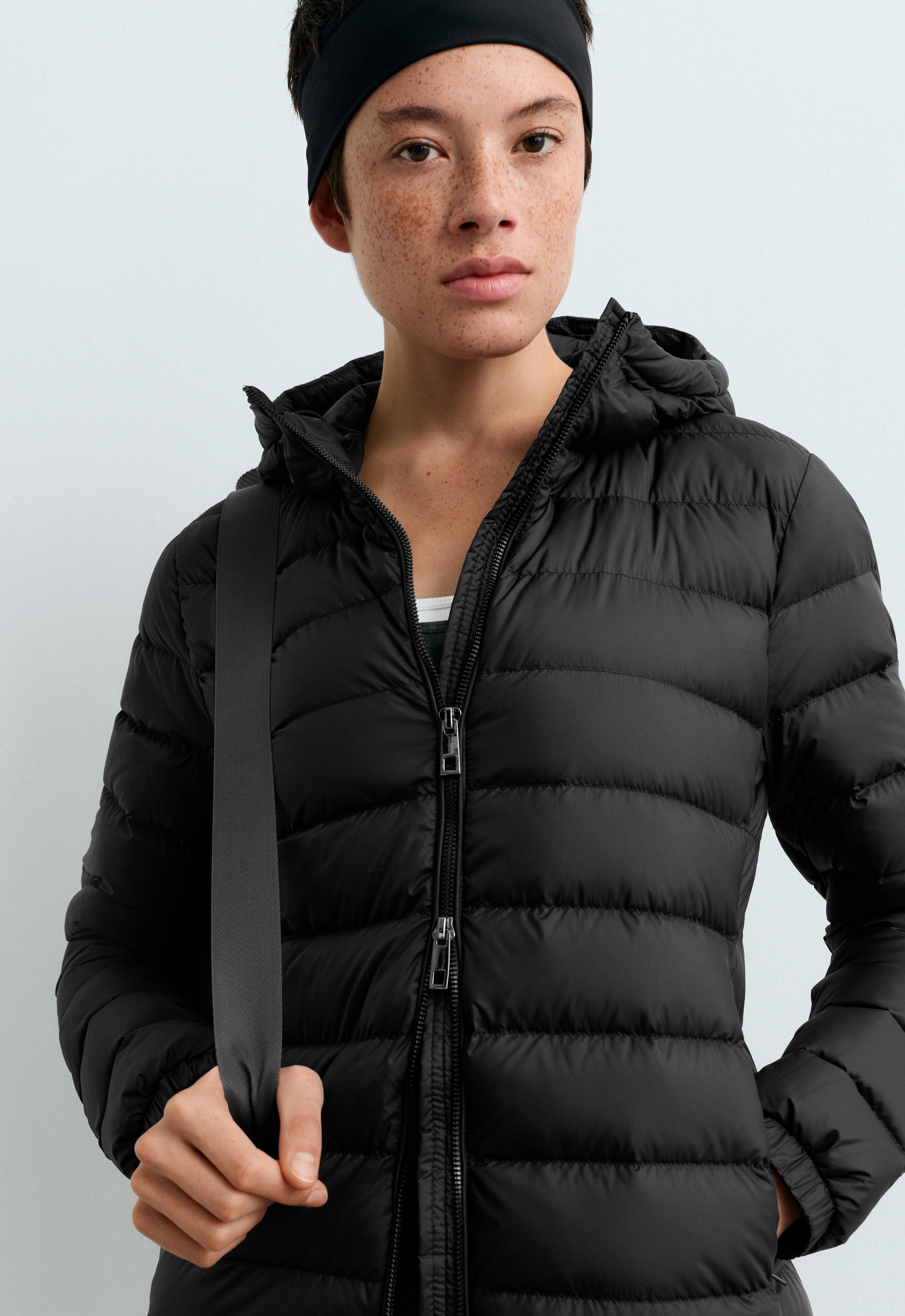 Packable 100% down short puffer jacket — BLACK
