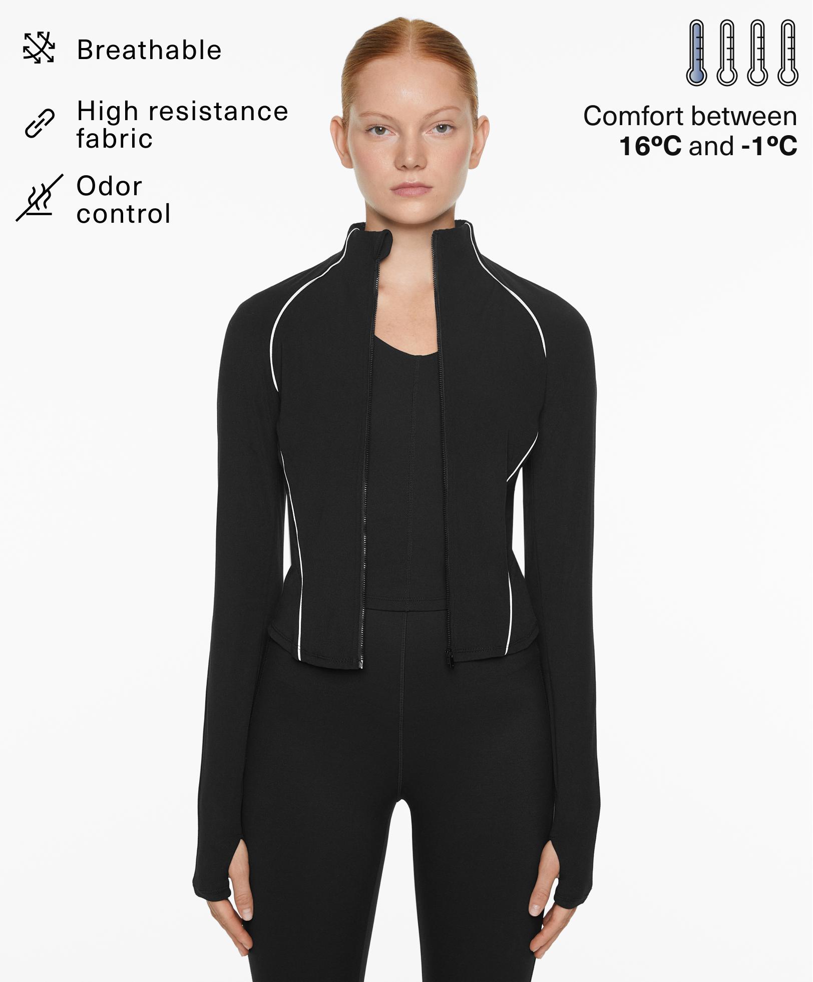 Short reflective technical running jacket