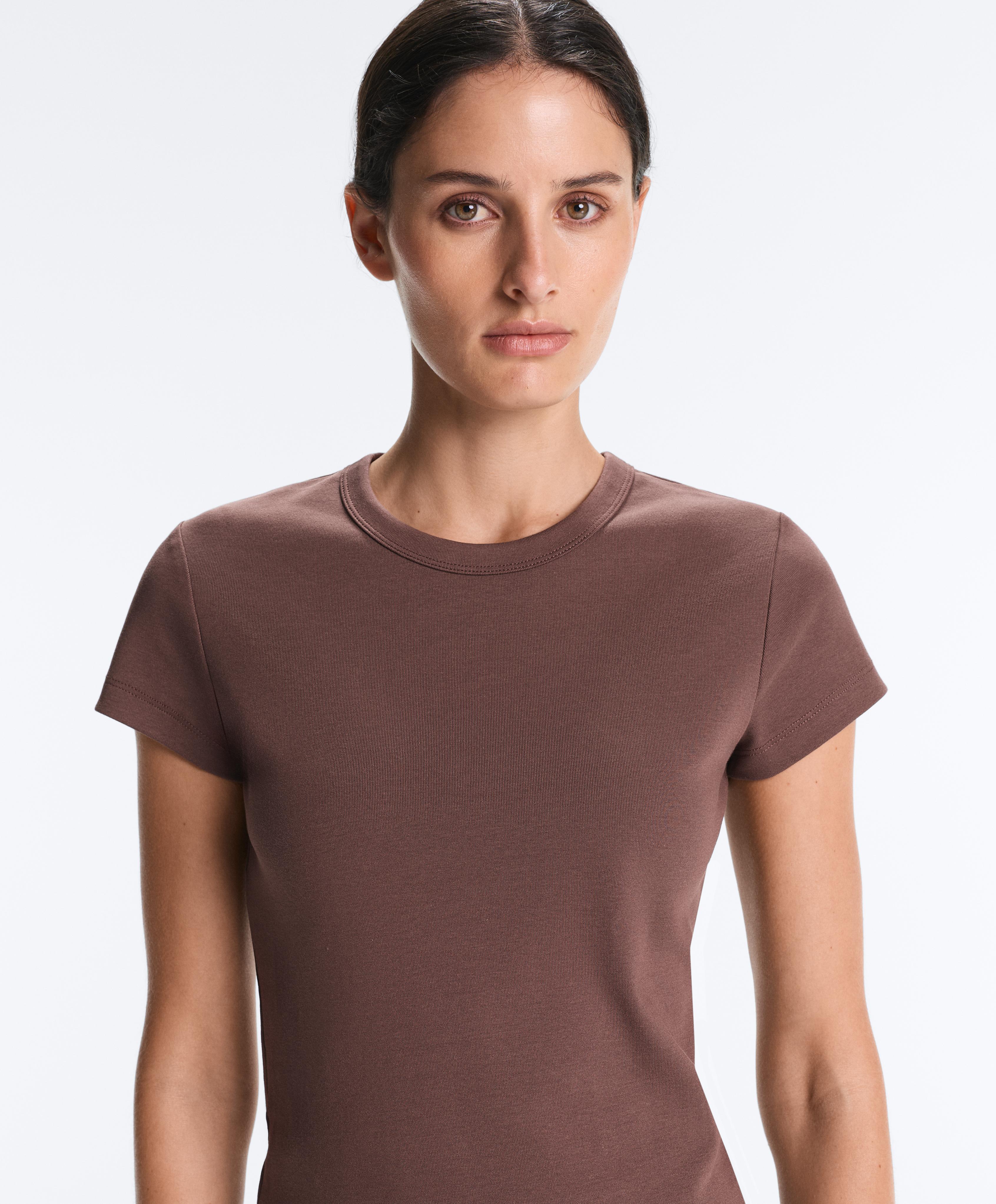 Fitted short sleeve rib T-shirt in cotton blend — MID-BROWN