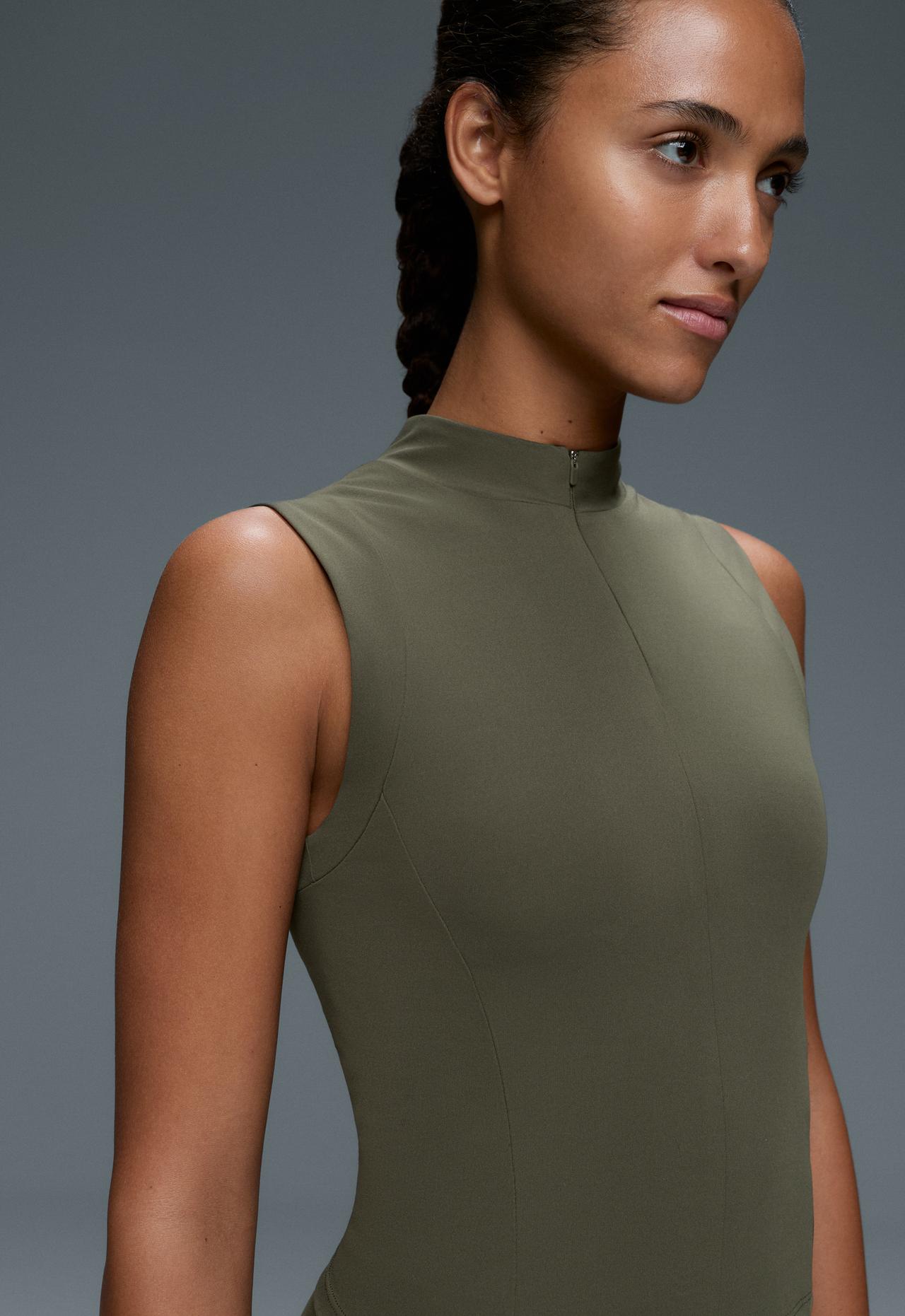 Comfortlux zip tank top — KHAKI