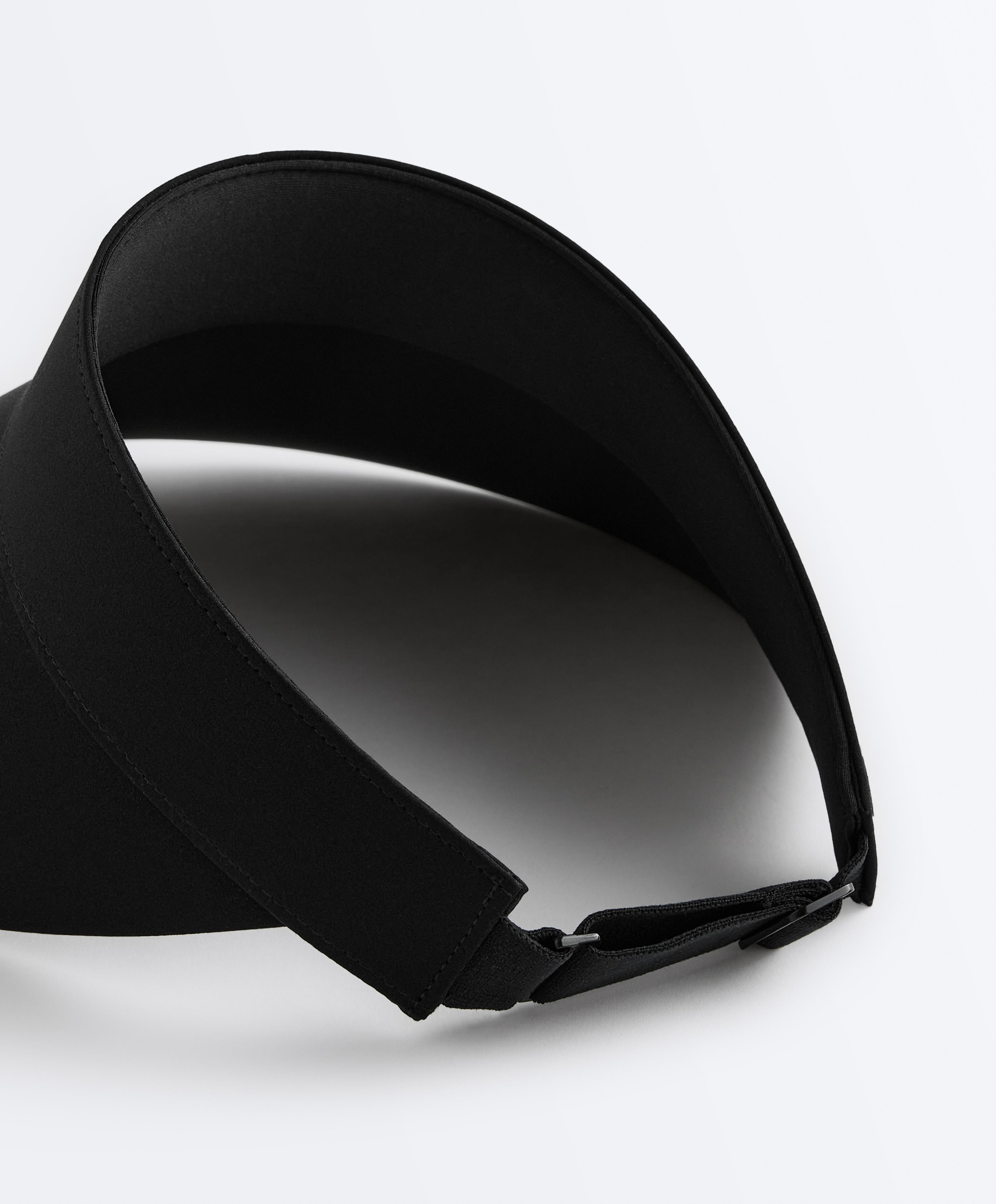 Sporty visor — BLACK