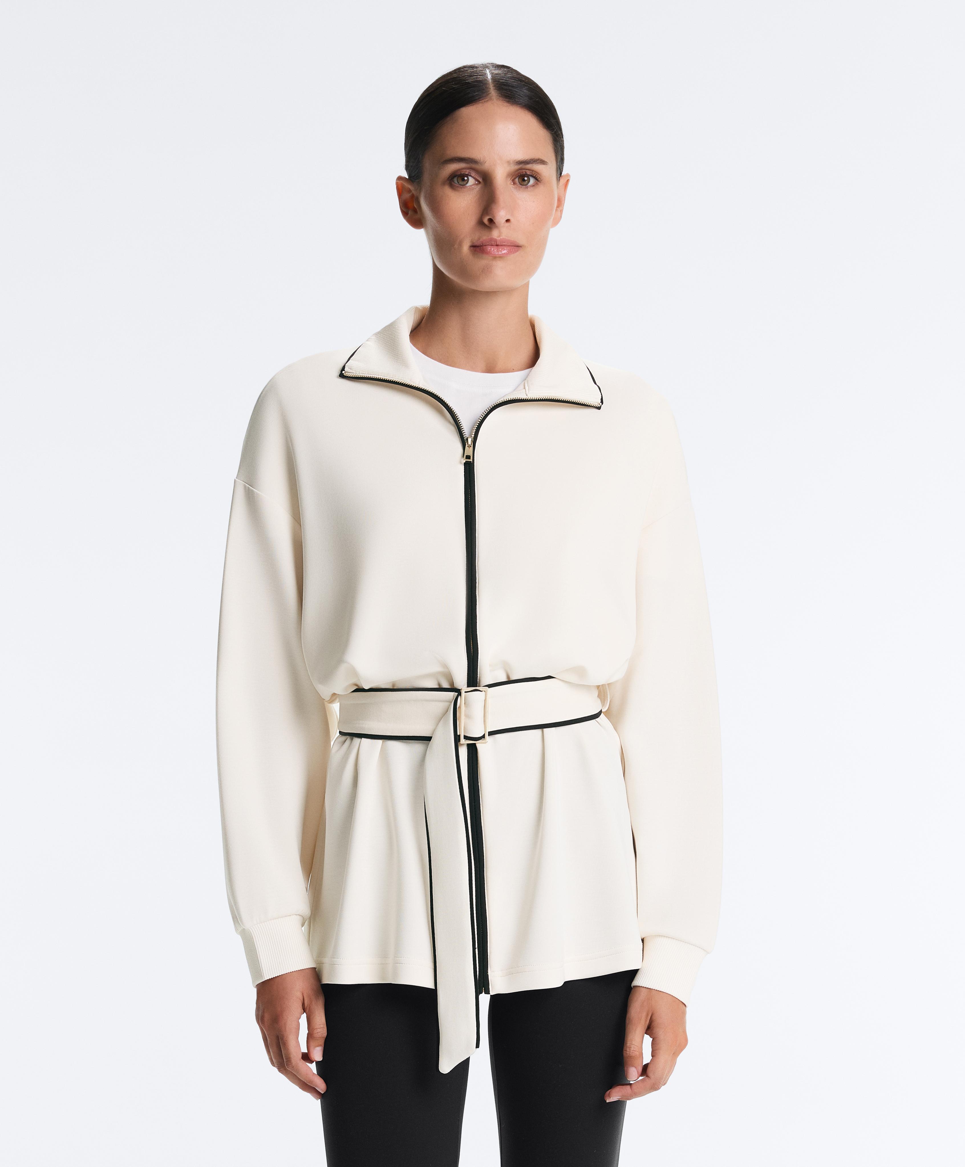 جاكيت طويل بشريط أنبوبي متباين ومودال ناعم الملمس جاكيت طويل بشريط أنبوبي متباين ومودال ناعم الملمس