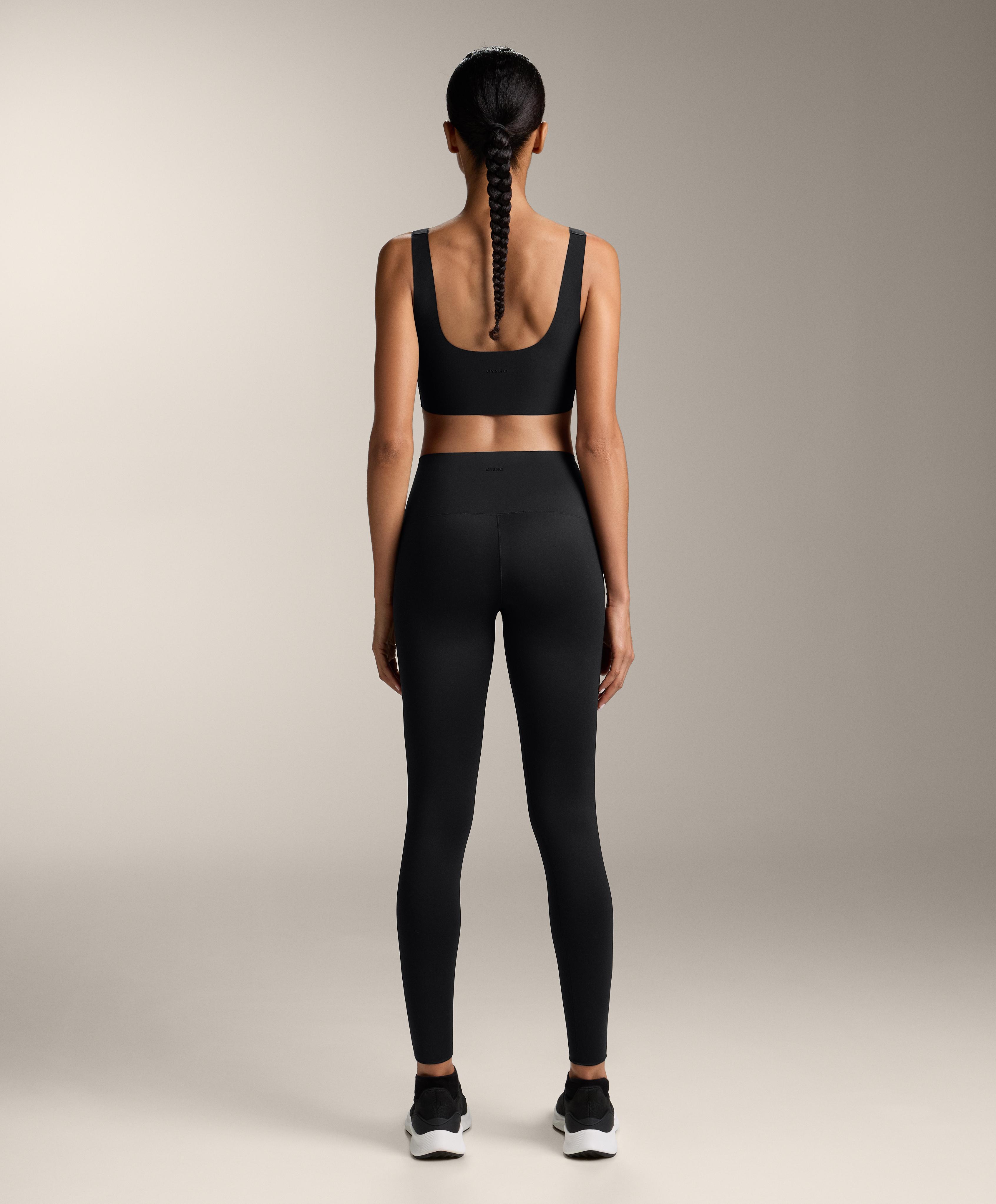Total look perfect adapt high rise negro