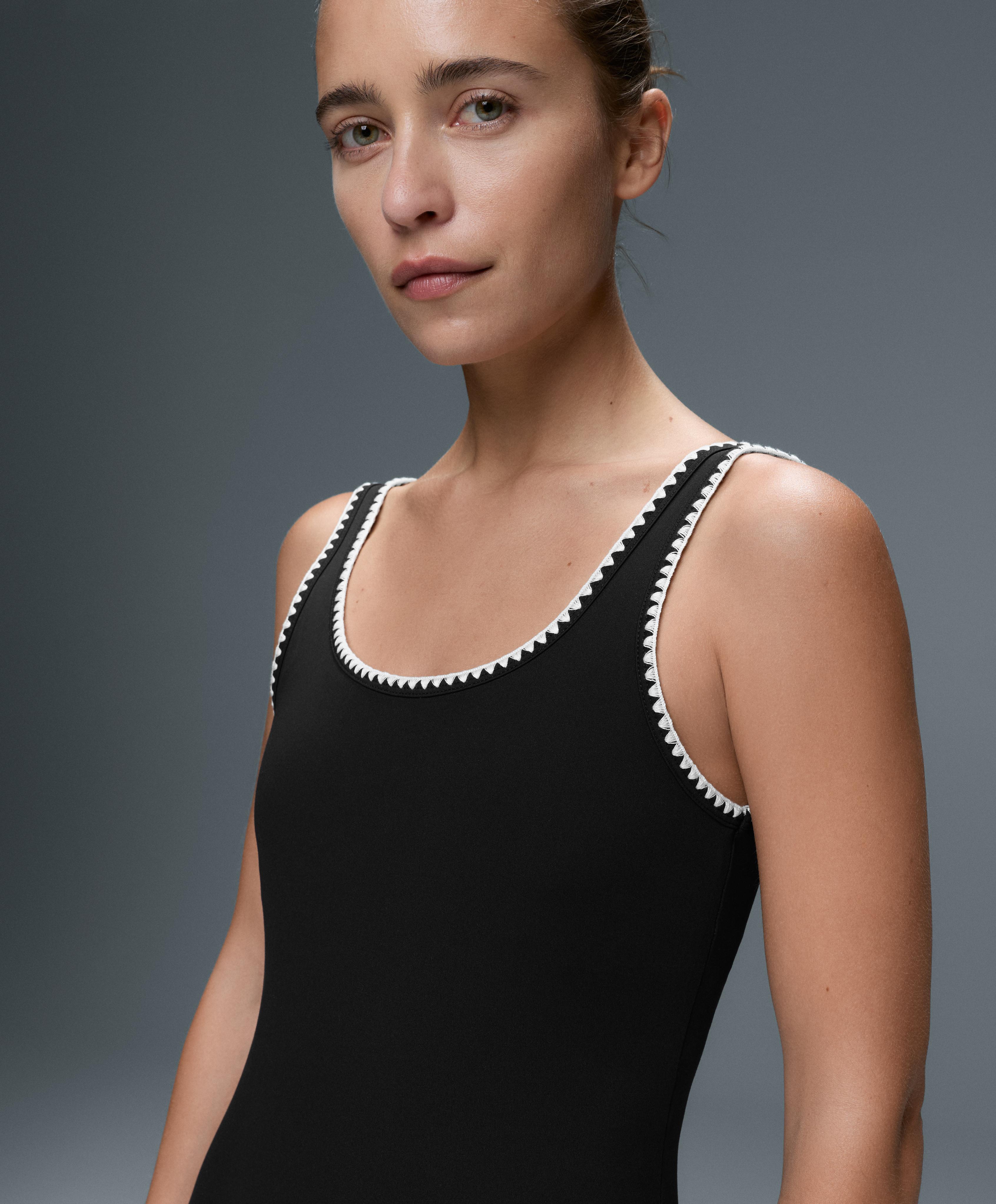 Contrast stitching Comfortlux short jumpsuit — BLACK