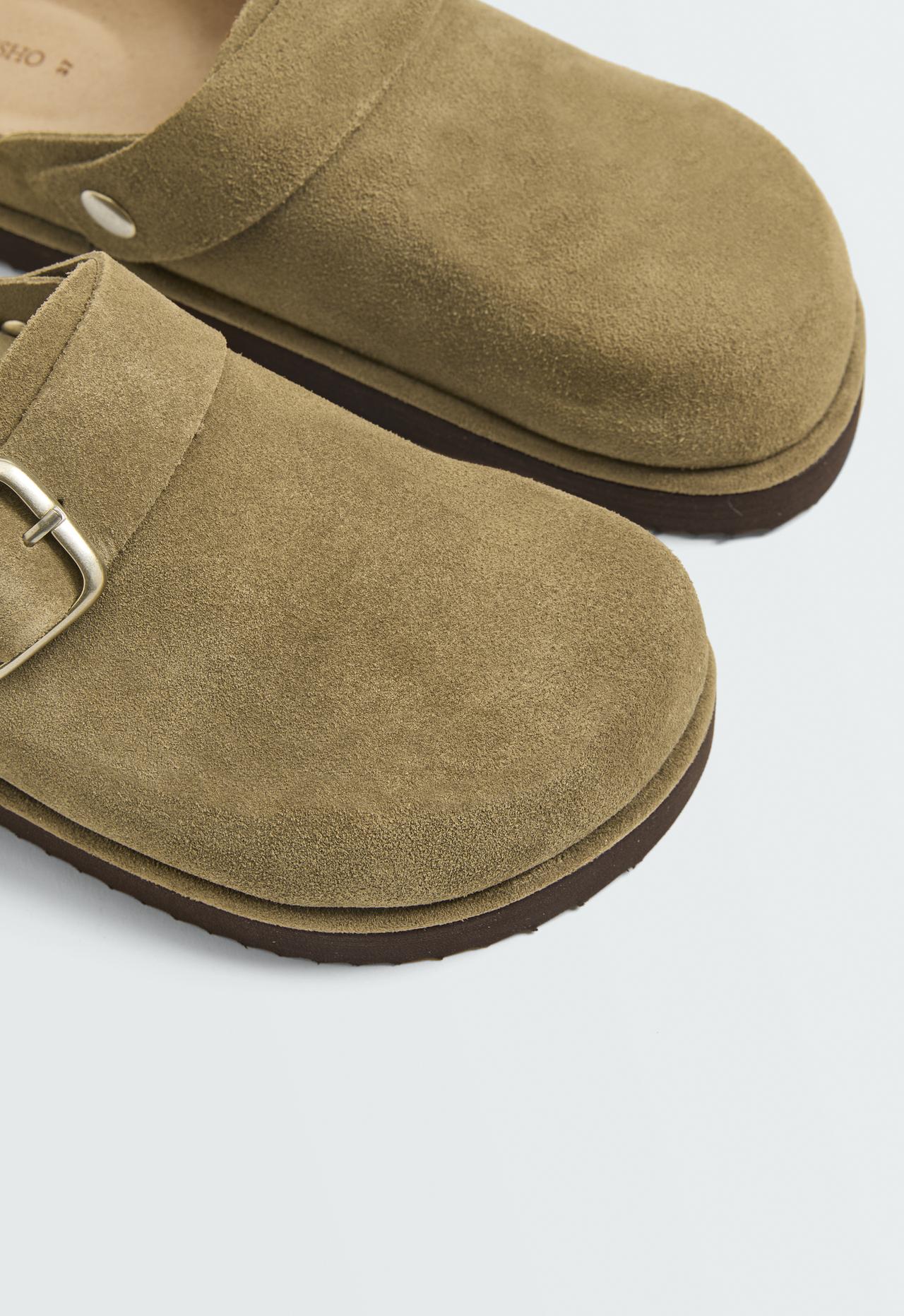Split-leather buckled clog — KHAKI