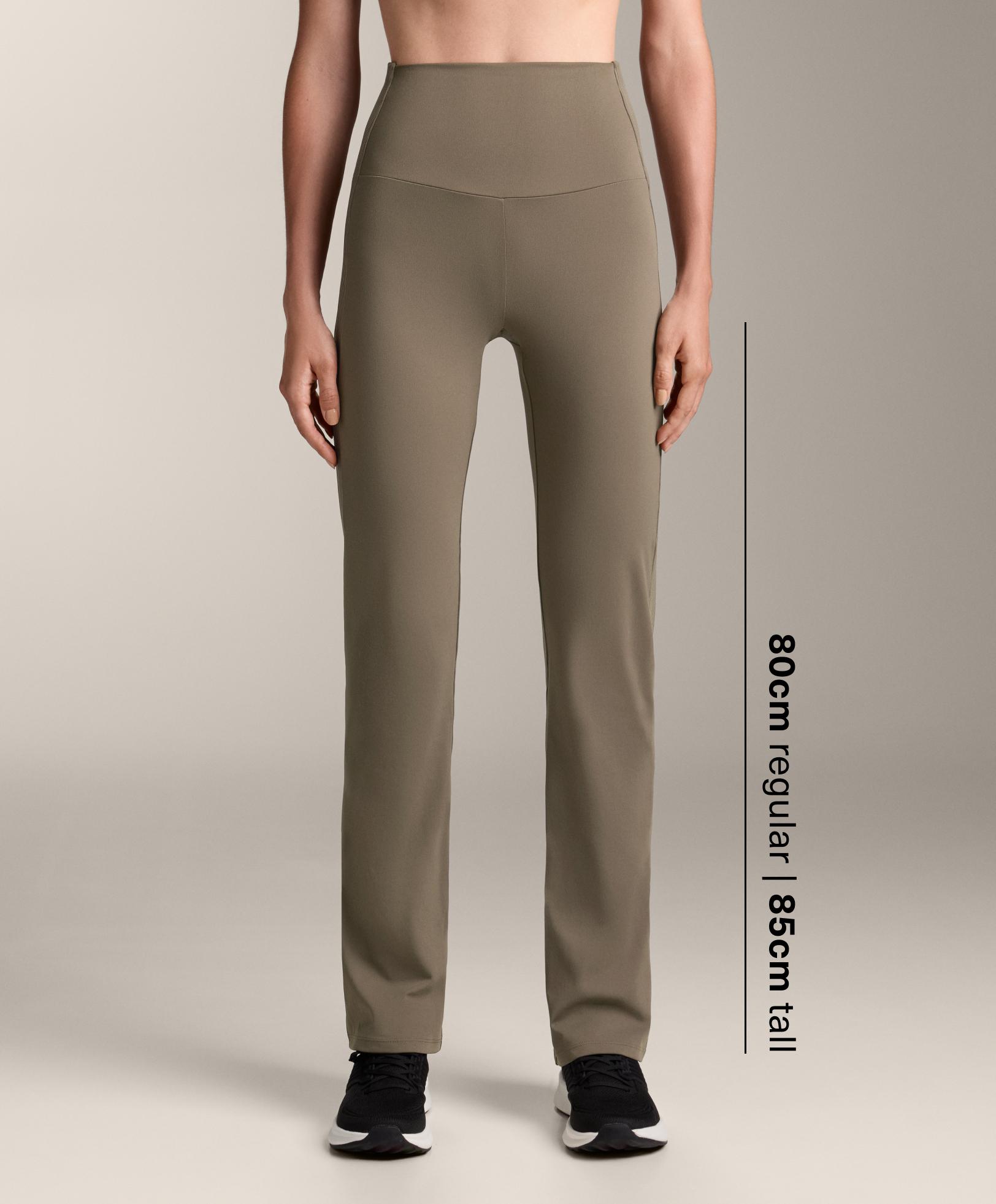 Pantalons flare Comfortlux high rise canalé Pantalons flare Comfortlux high rise canalé