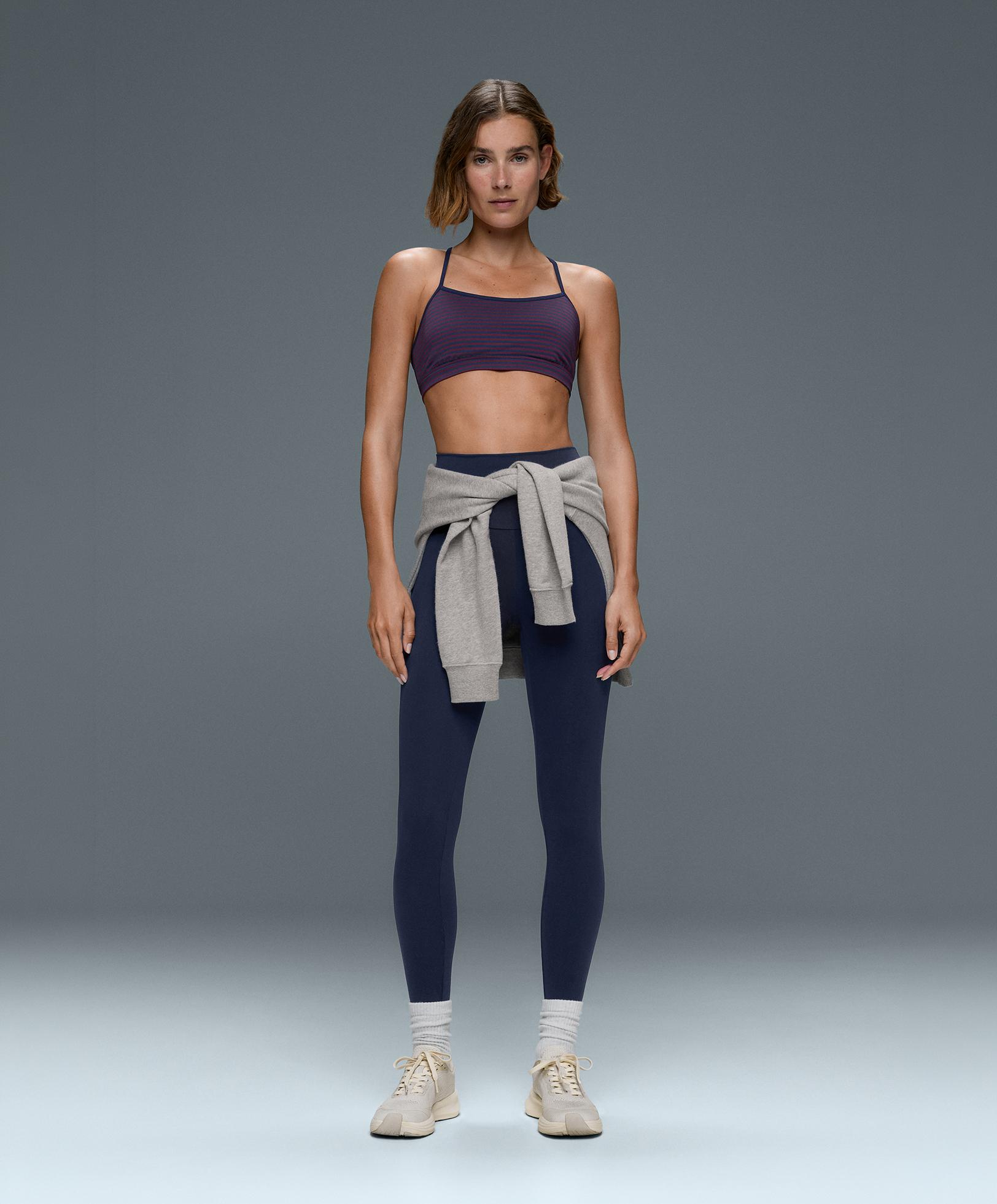 Low-support striped Comfortlux sports bra — STRAWBERRY