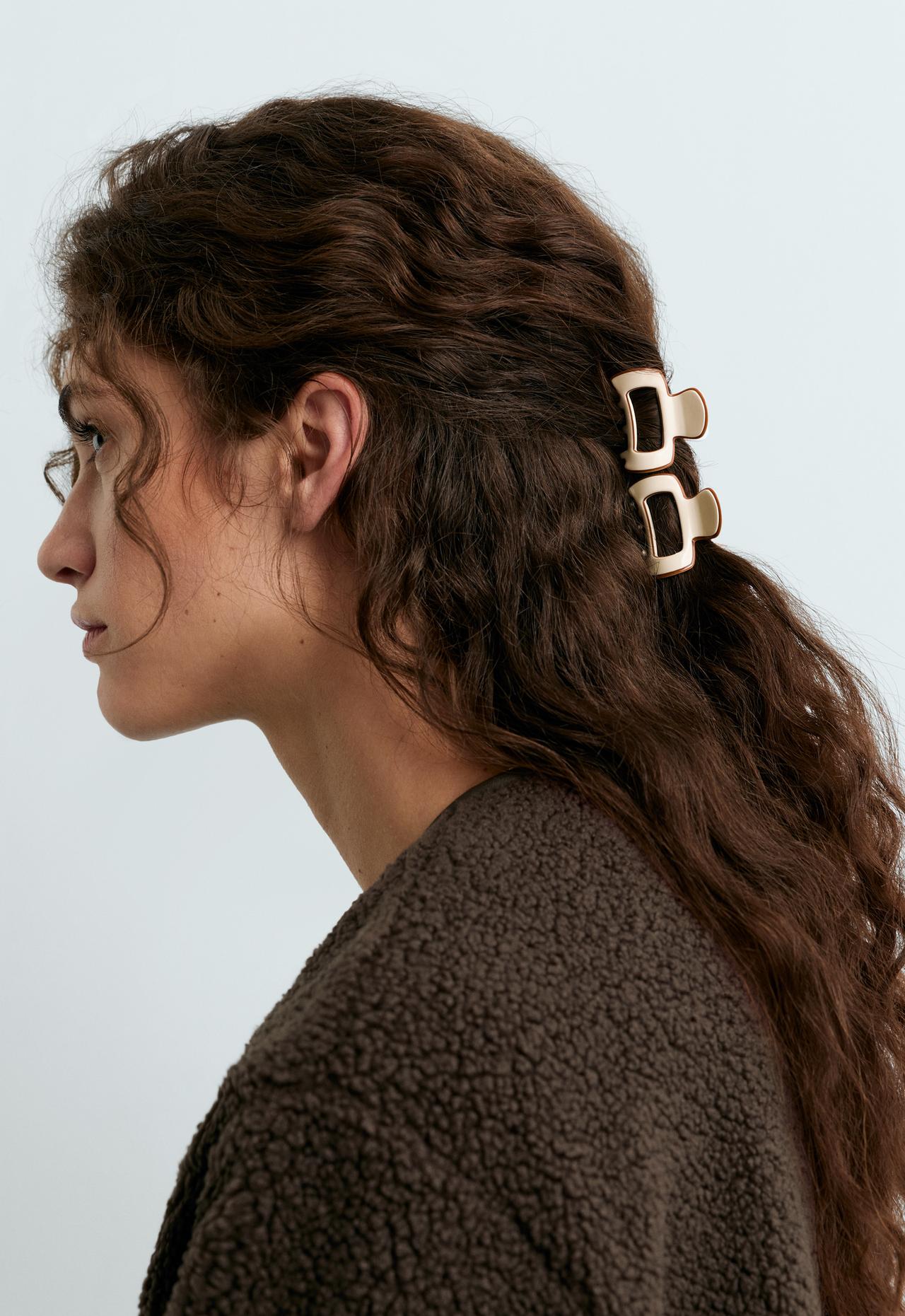 2 mini hair clips with piping — PALE BROWN