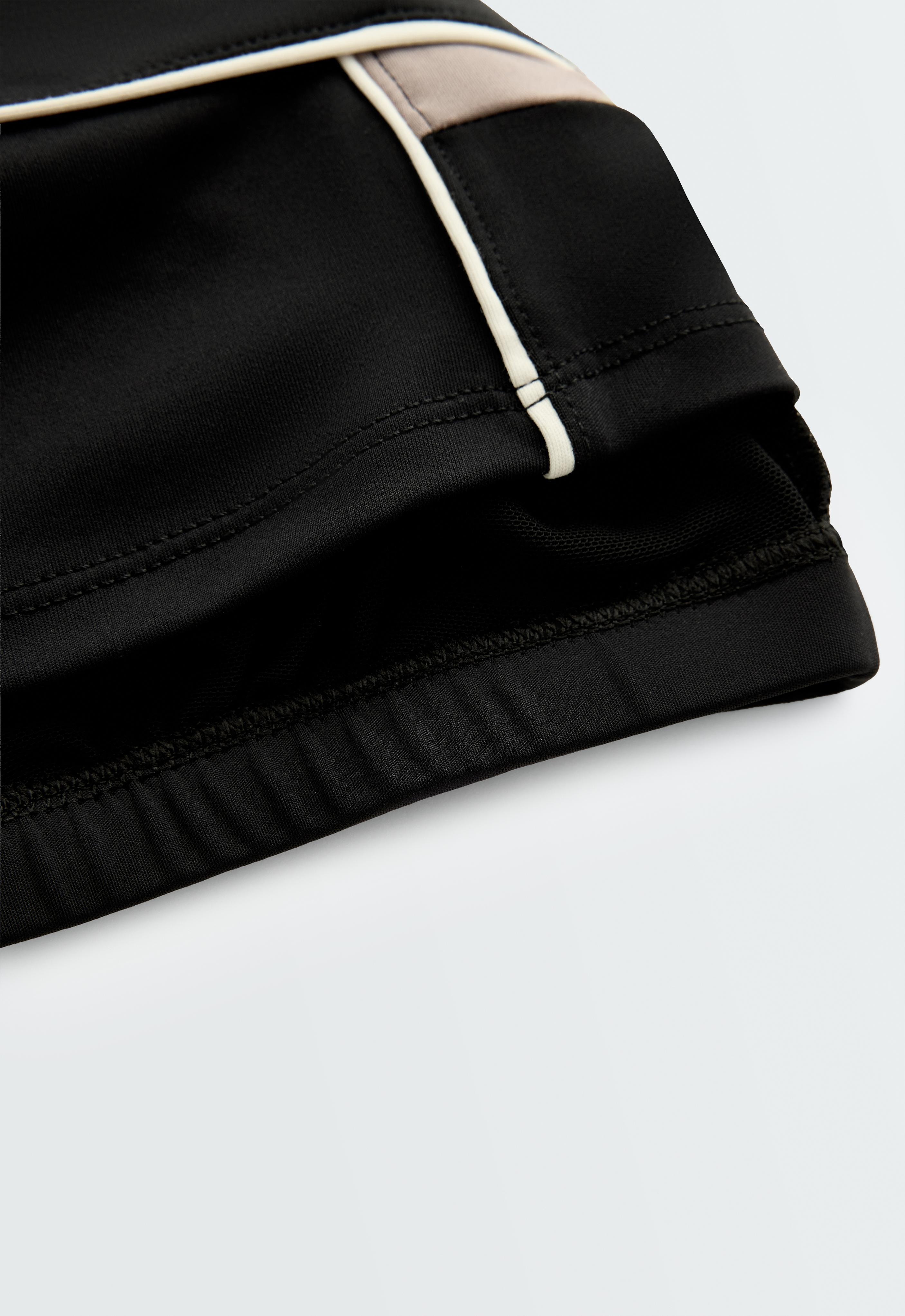 Comfortlux colour block piping tank top — BLACK