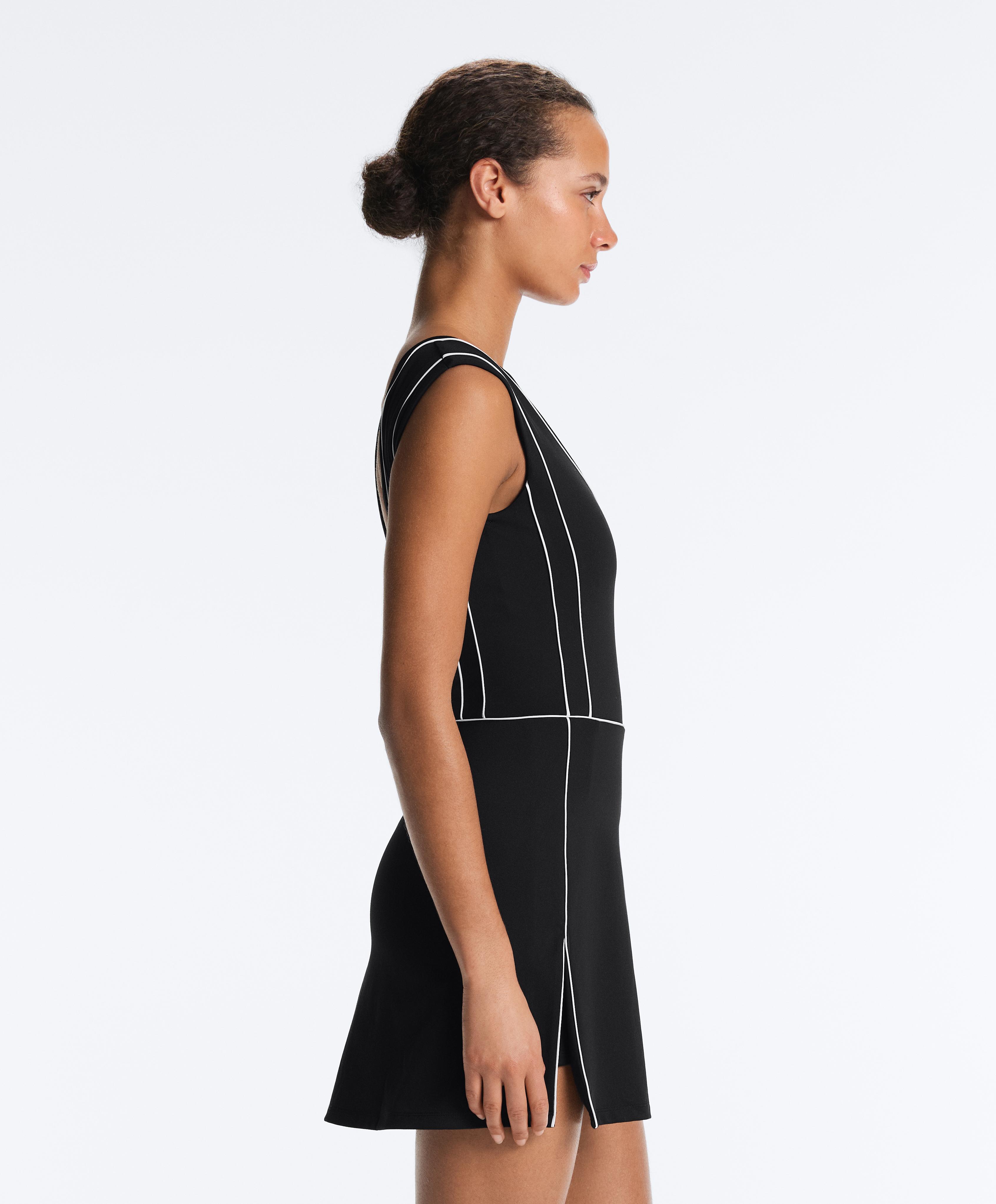 Comfortlux short piping dress — BLACK