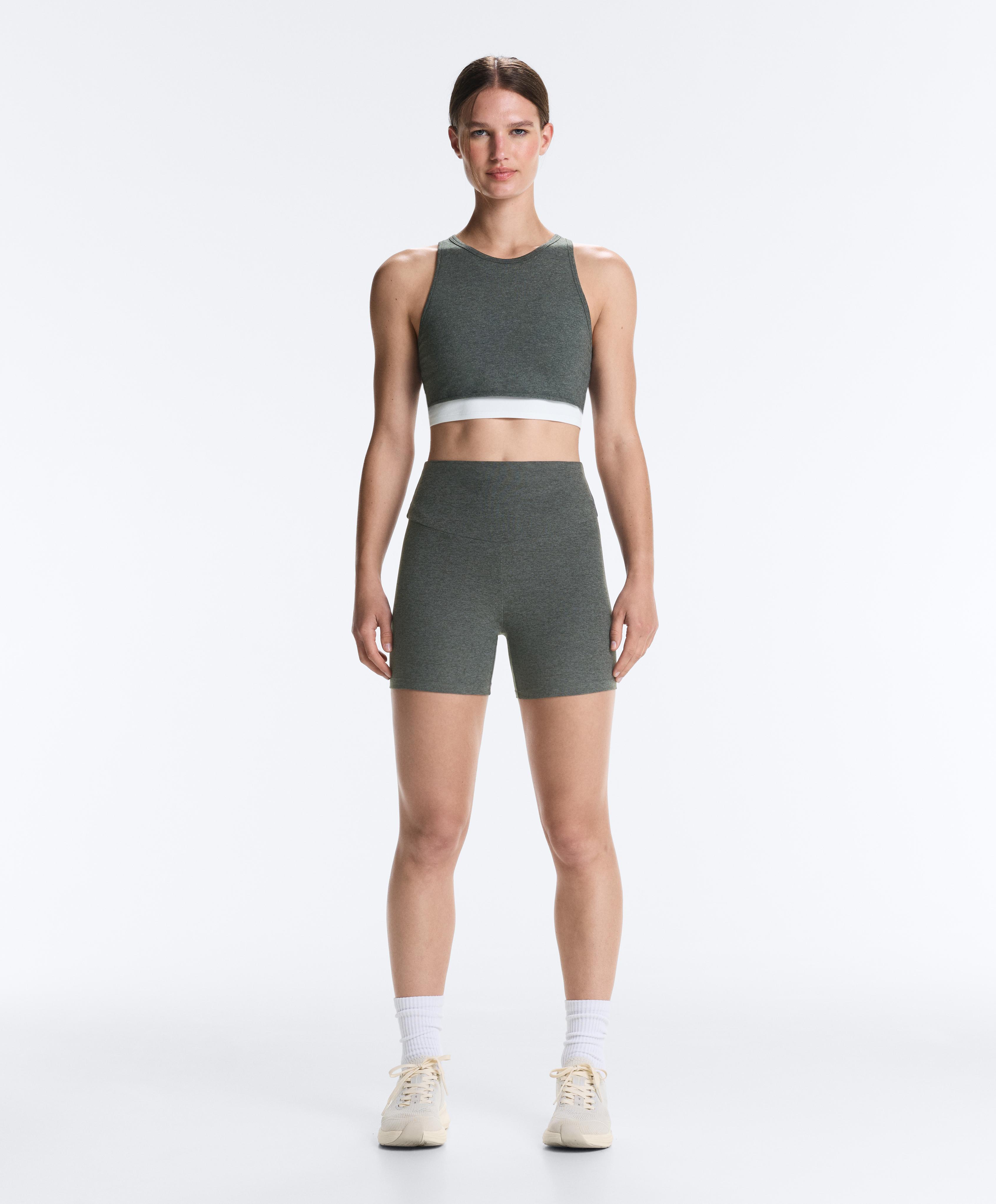 Tank top s halter výstrihom a prekrývaním, melanžový efekt