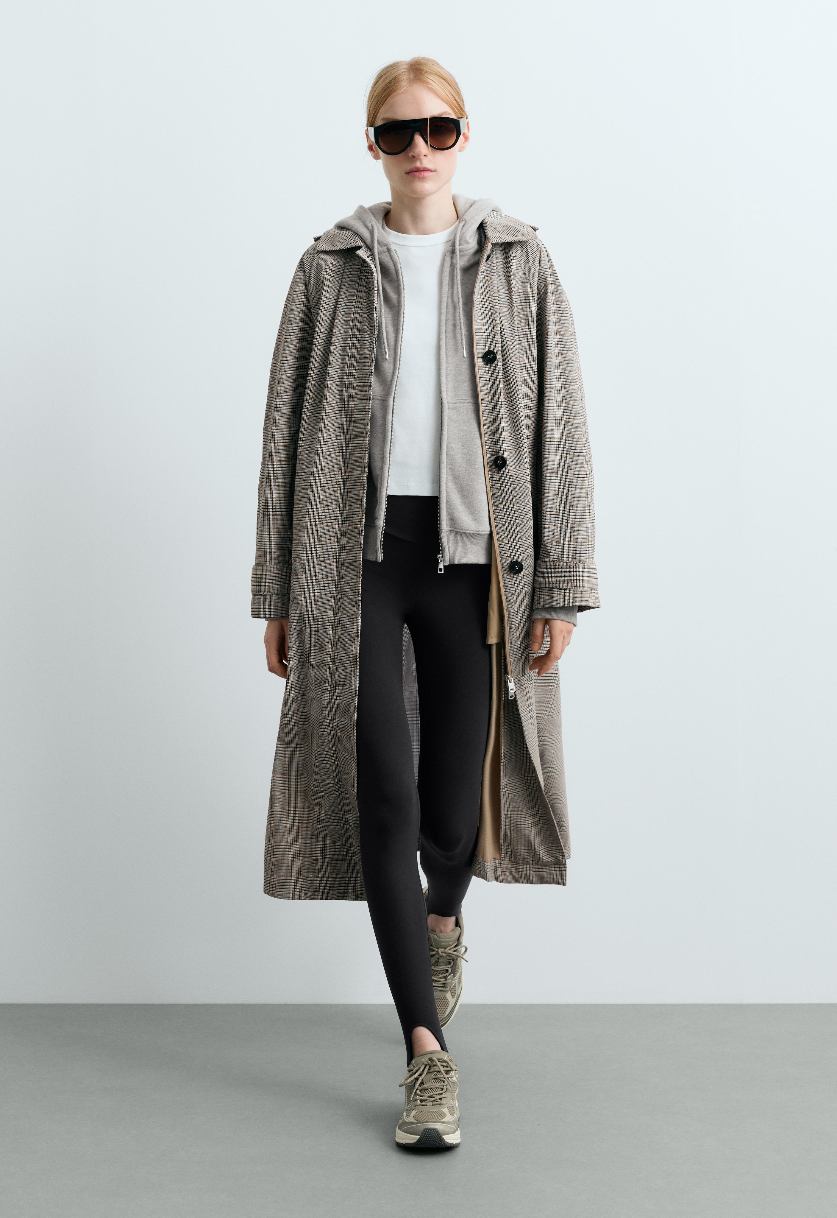 Long extra lightweight 10k check waterproof jacket
