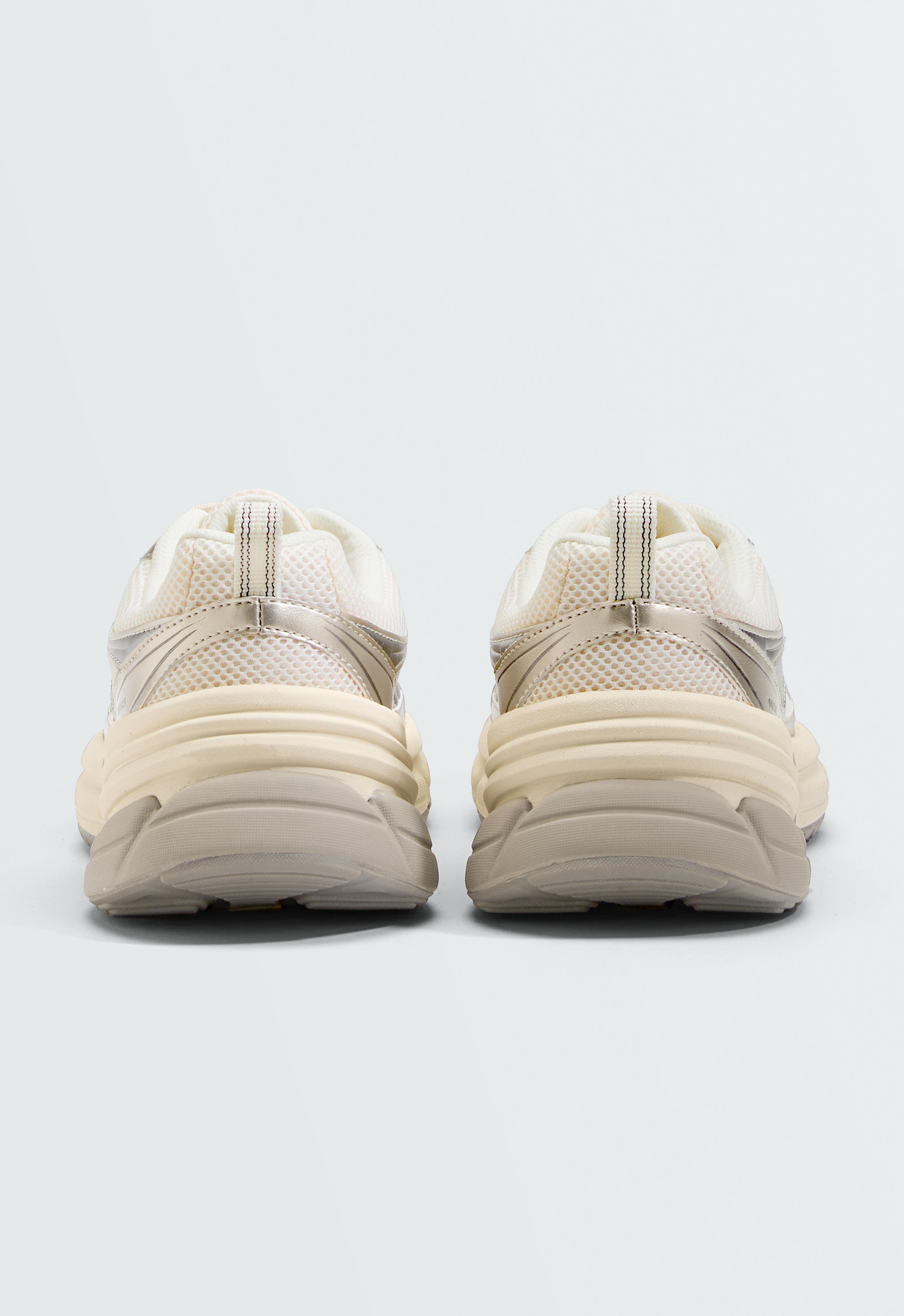 Running-style trainers — Champagne