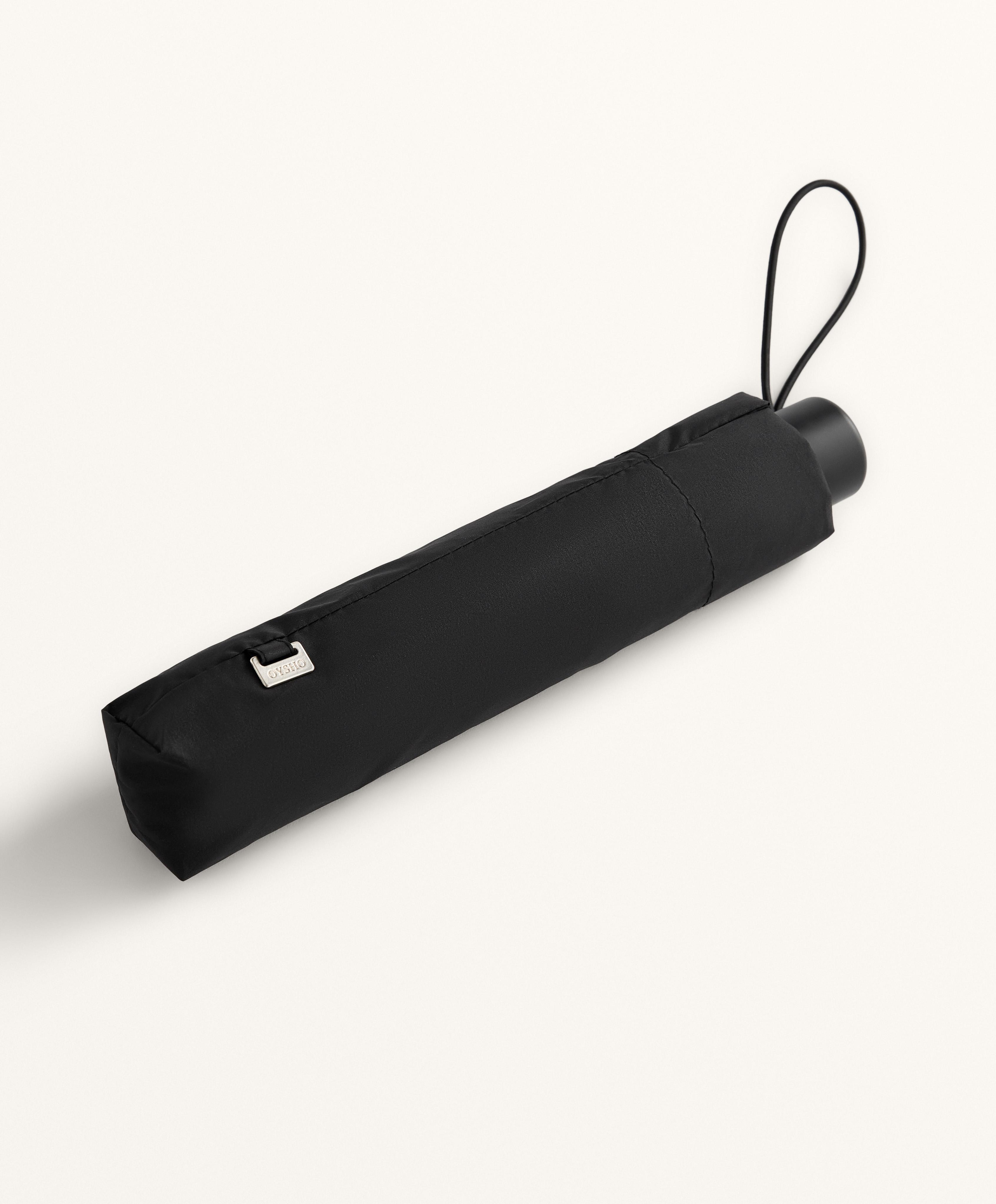 Lightweight umbrella