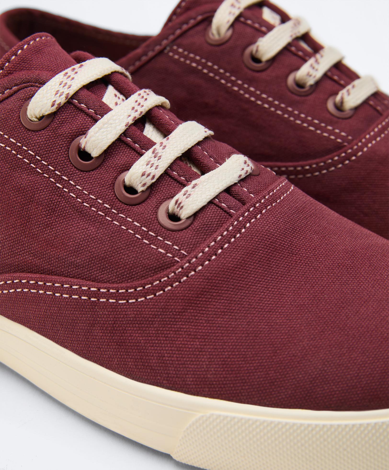 Canvas trainers — BURGUNDY