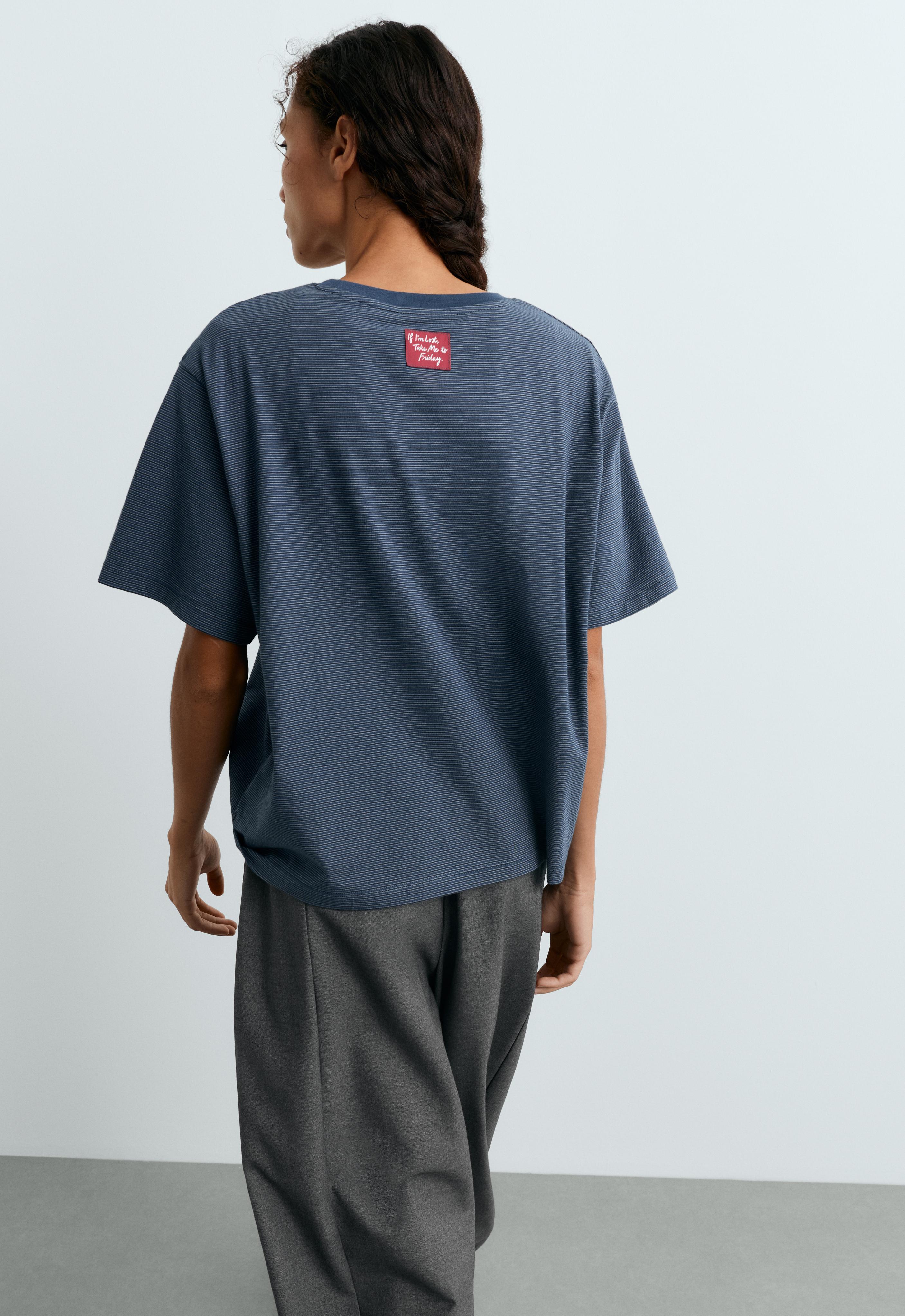 Striped boxy short-sleeved T-shirt — NAVY BLUE