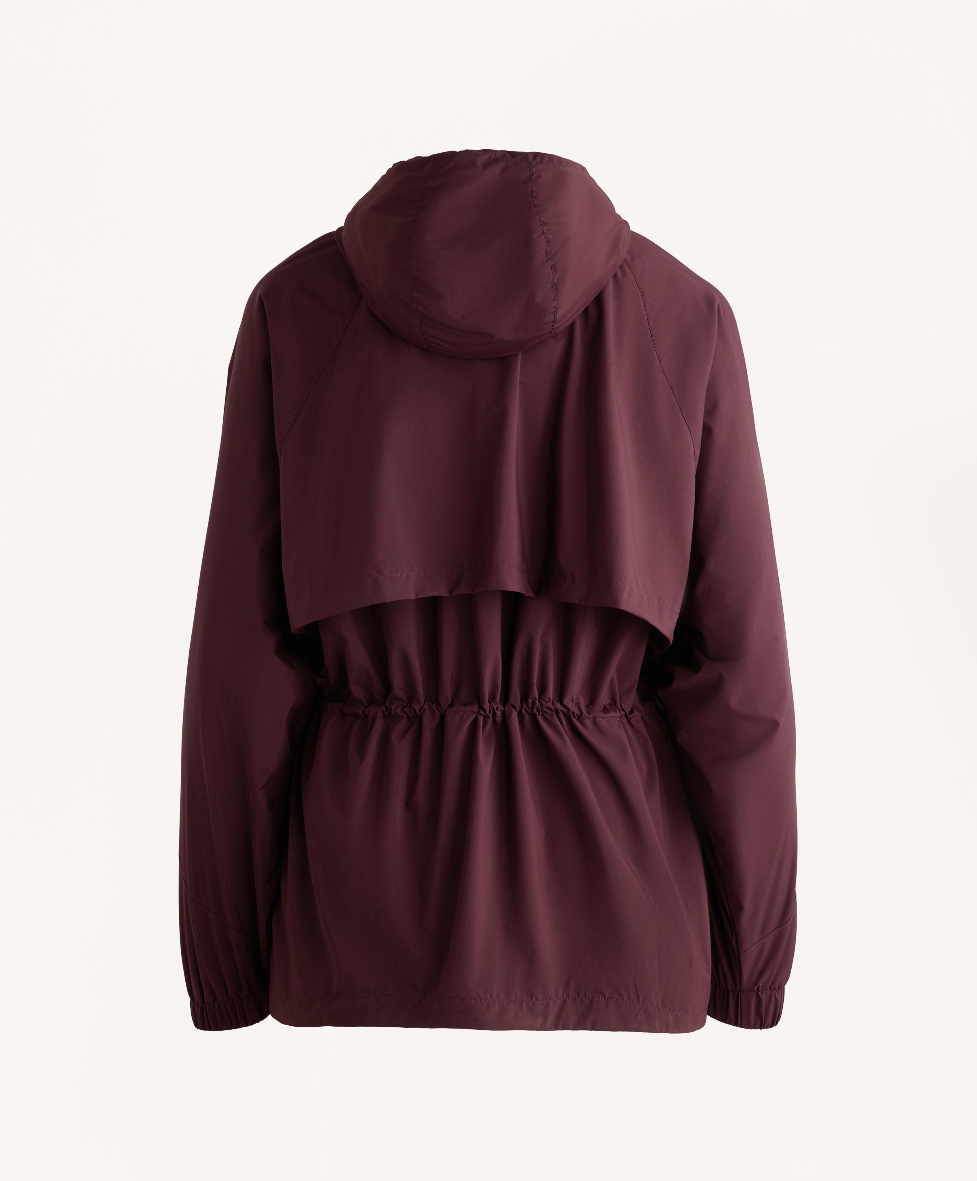 Long water-repellent windbreaker