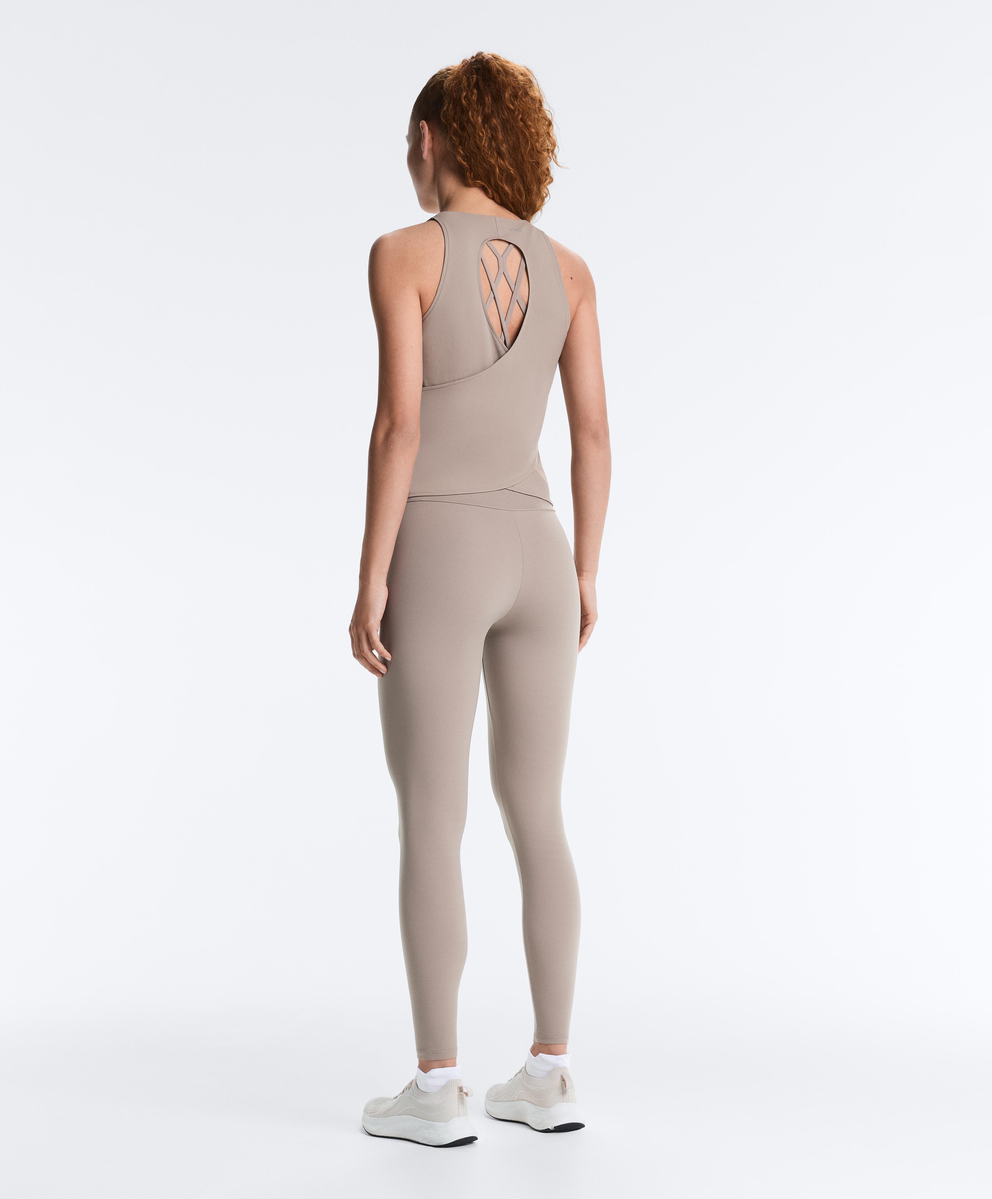 Comfortlux cross-back T-shirt — PALE TAUPE