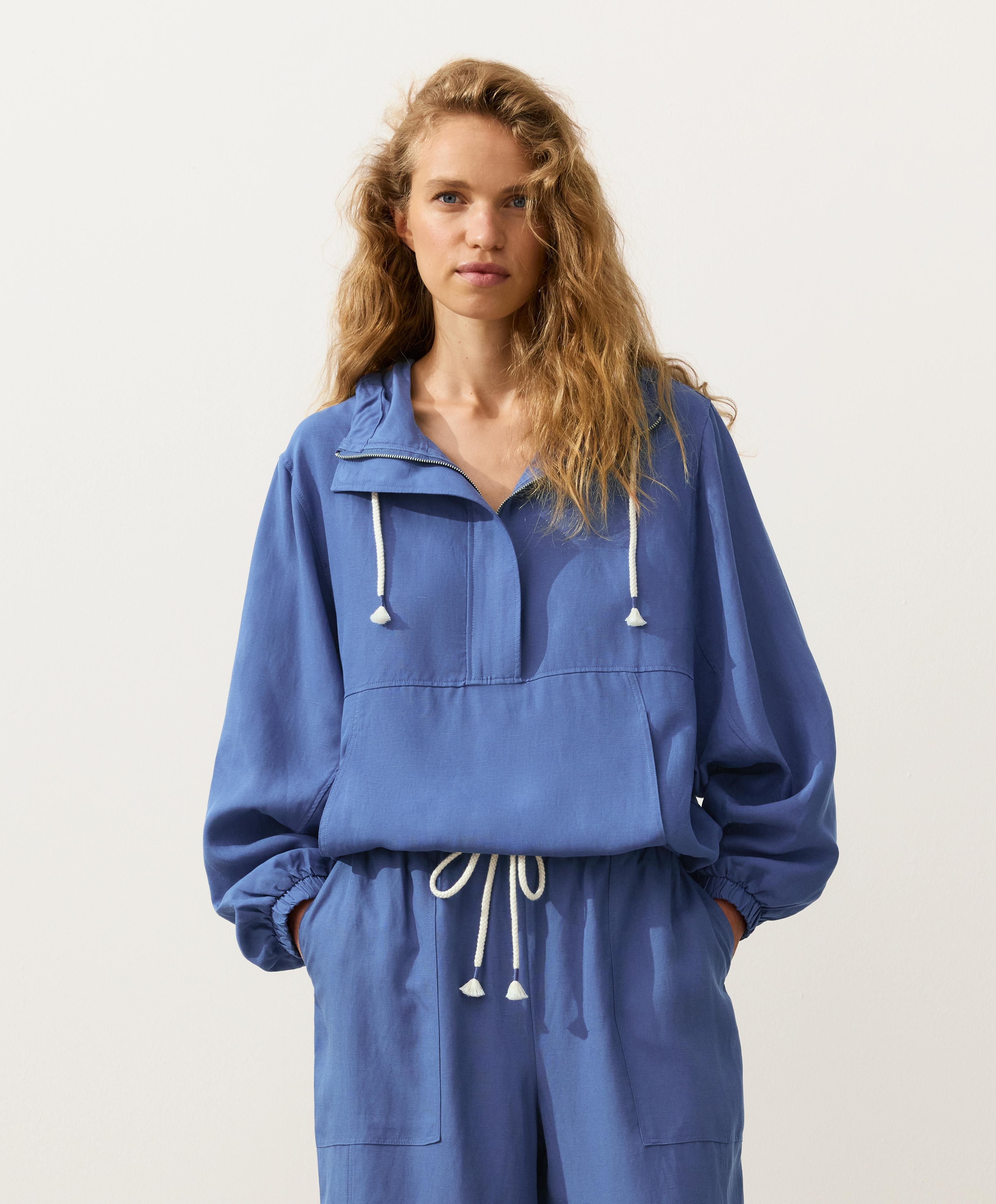 Half-zip sweatshirt with front pocket, lyocell and 24% linen blend — MID-WASHED BLUE