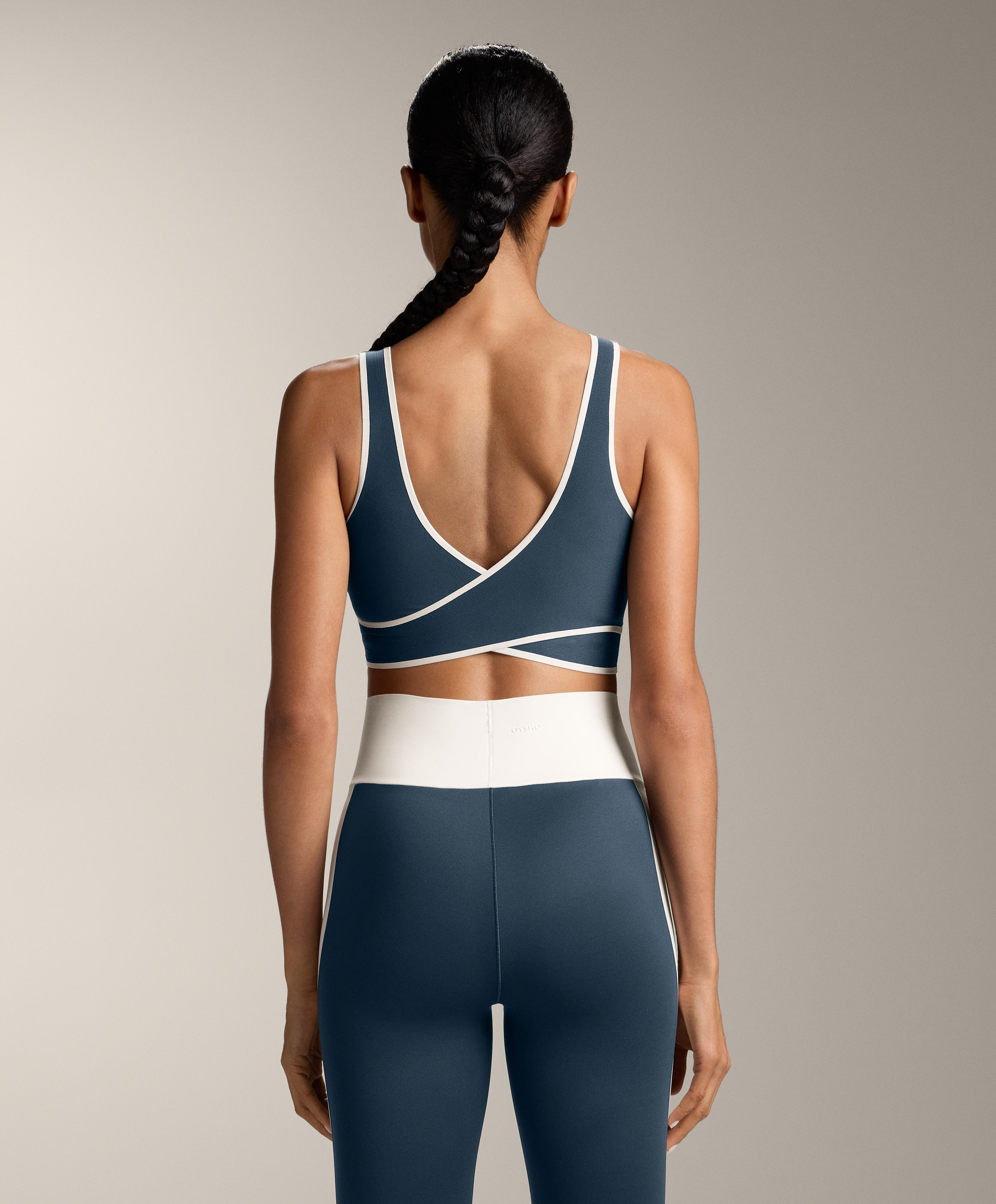 Perfect-Adapt medium-support crossover sports bra