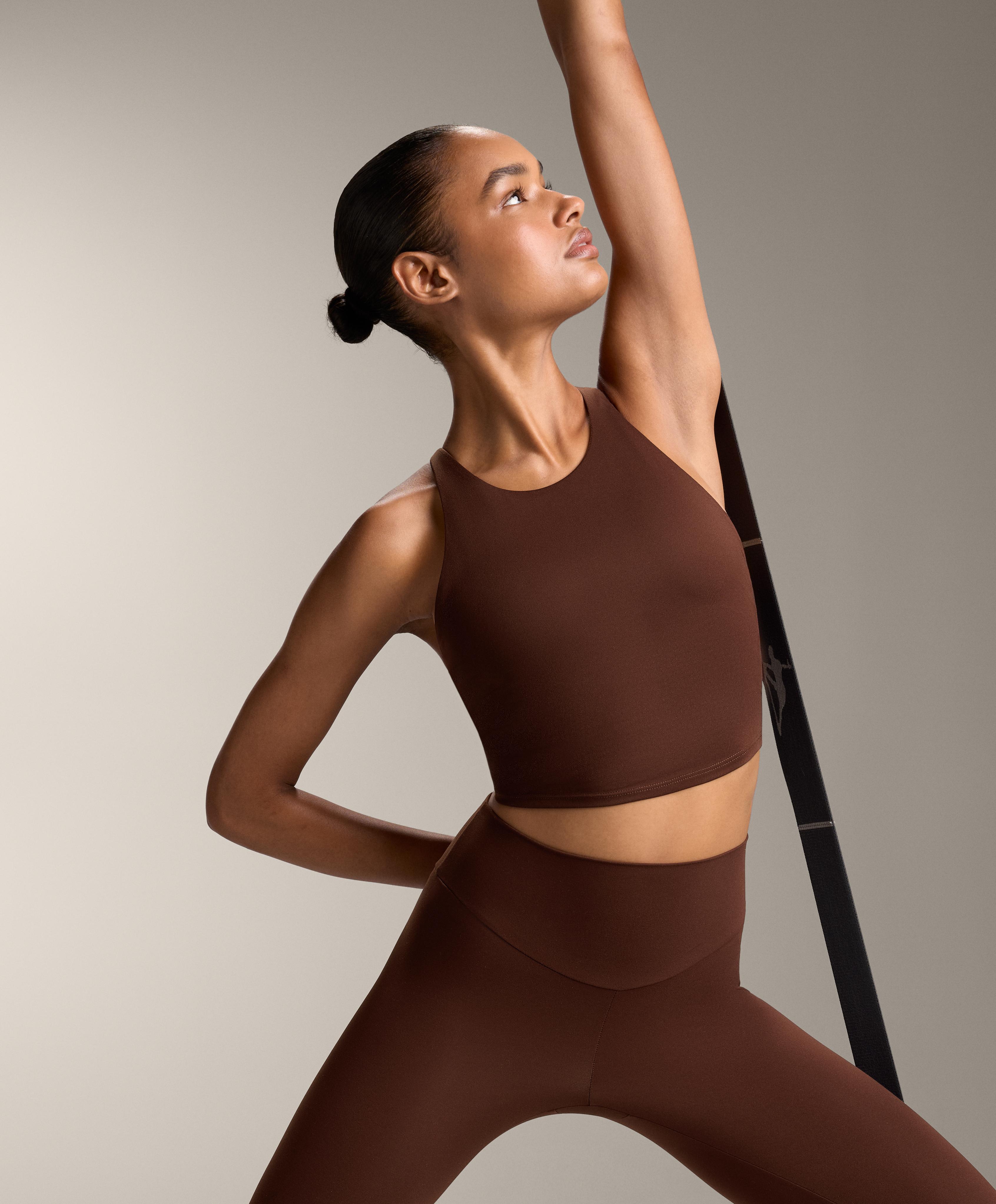 Comfortlux strap tank top with cups
