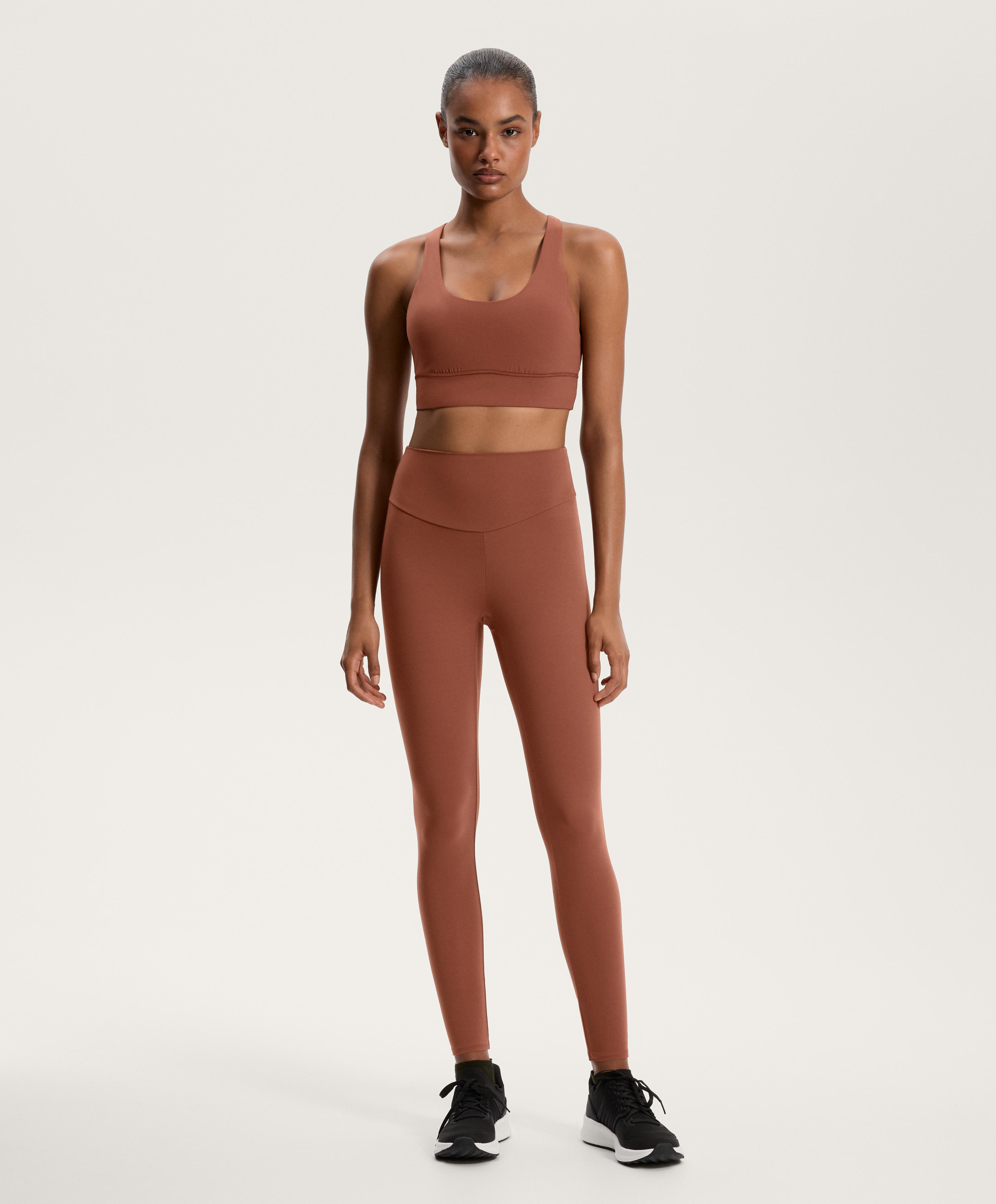 Medium-support Comfortlux sports bra with cups — TERRACOTTA