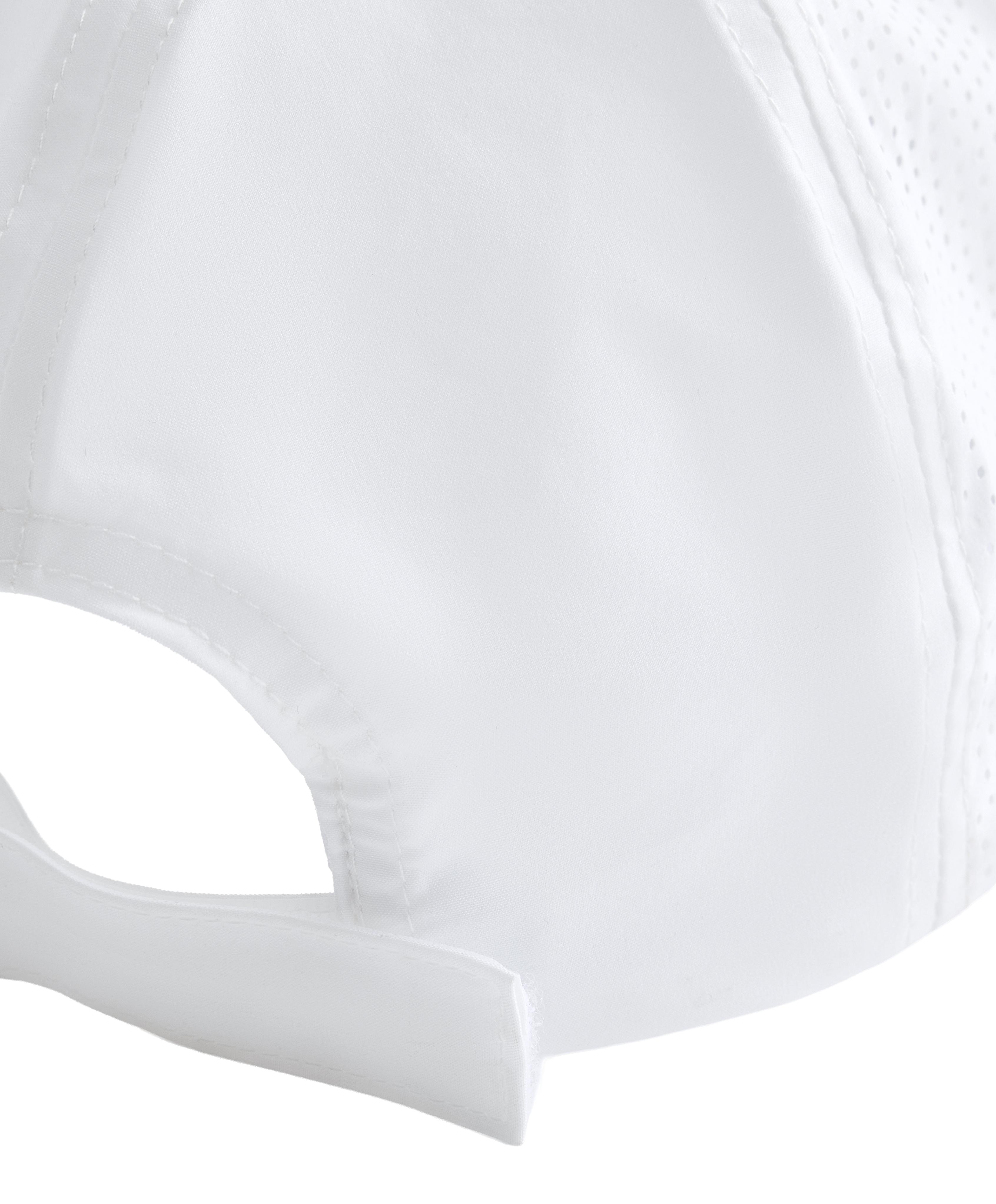 Sports cap — WHITE