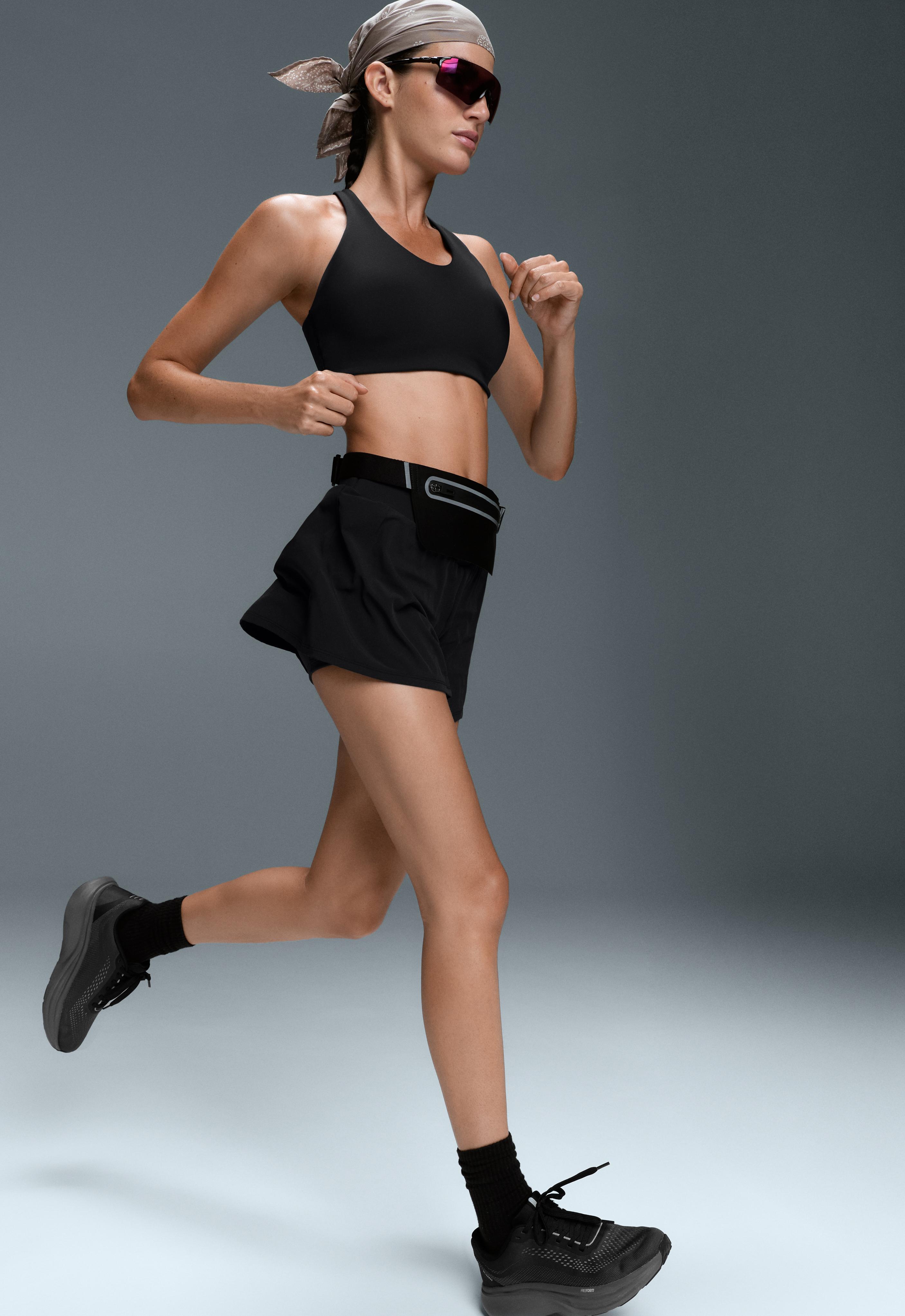 2-in-1 Compressive shorts with pocket — BLACK