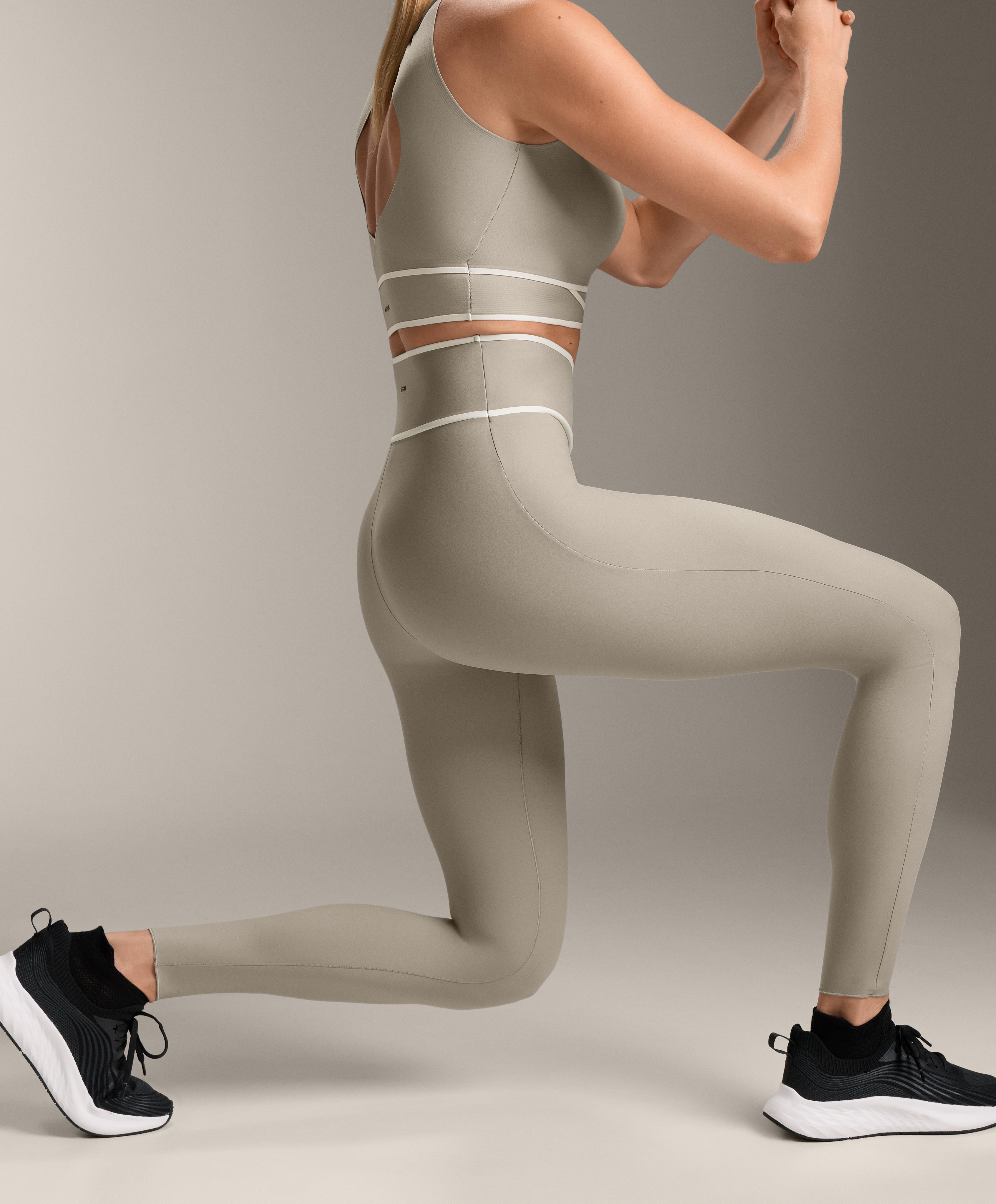 Perfect-adapt ankle-length leggings with crossover V-cut waist - Sale