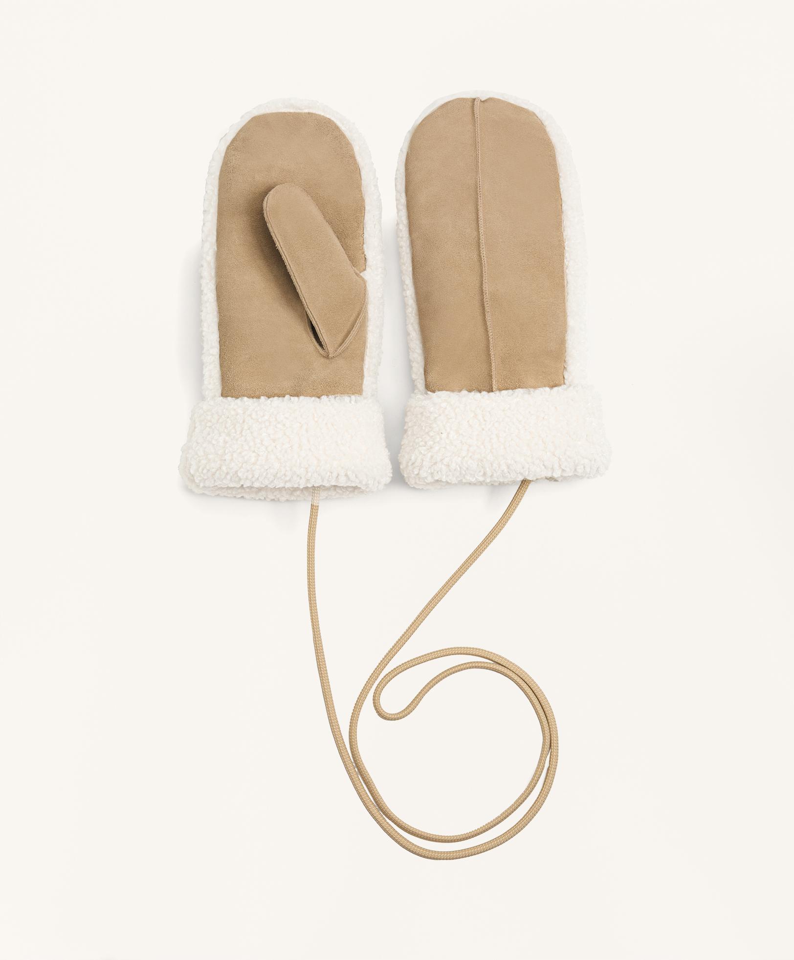 כפפות עם דמוי פרווה כפפות עם דמוי פרווה