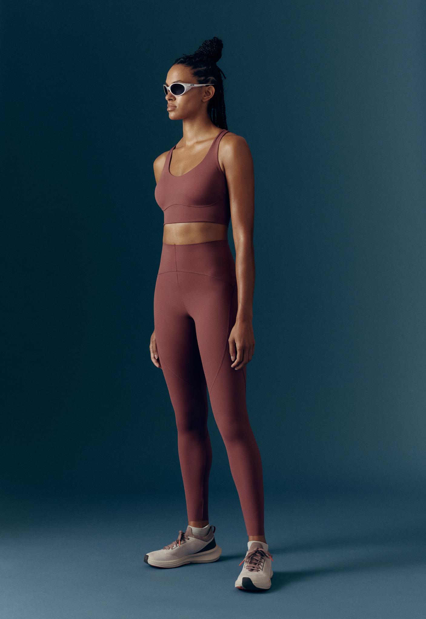 Basic compressive high-waisted ankle-length leggings — FADED BURGUNDY