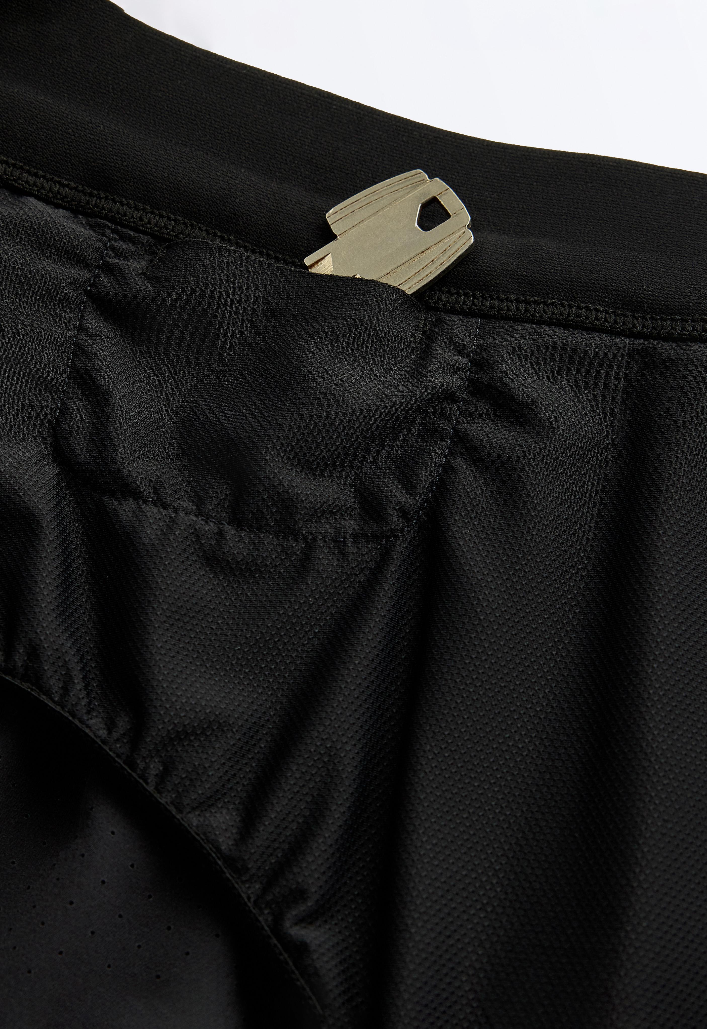 7cm high-rise technical shorts — BLACK