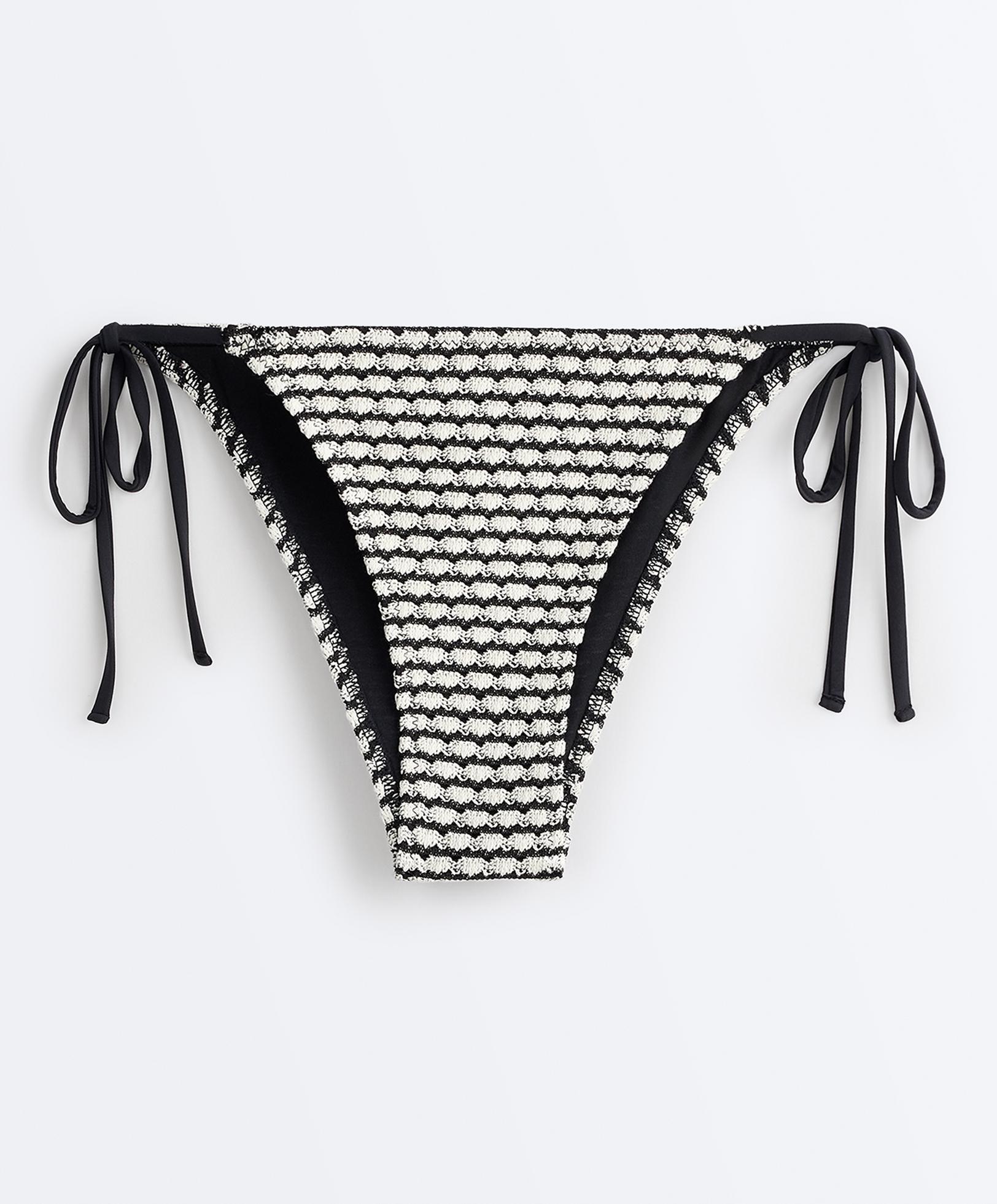 Contrasting crochet tie bikini briefs — BLACK