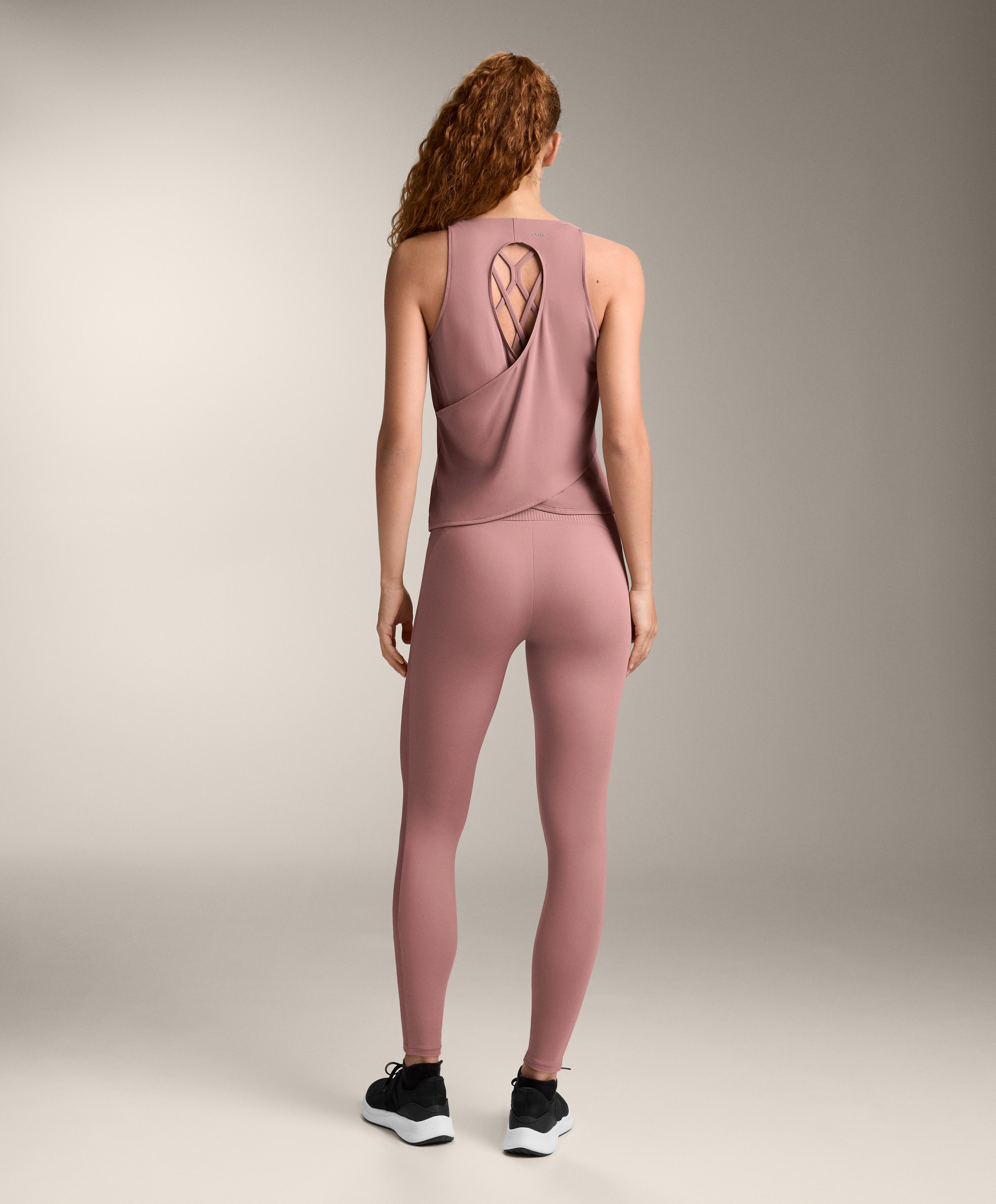 Comfortlux cross-back T-shirt — SOFT PINK