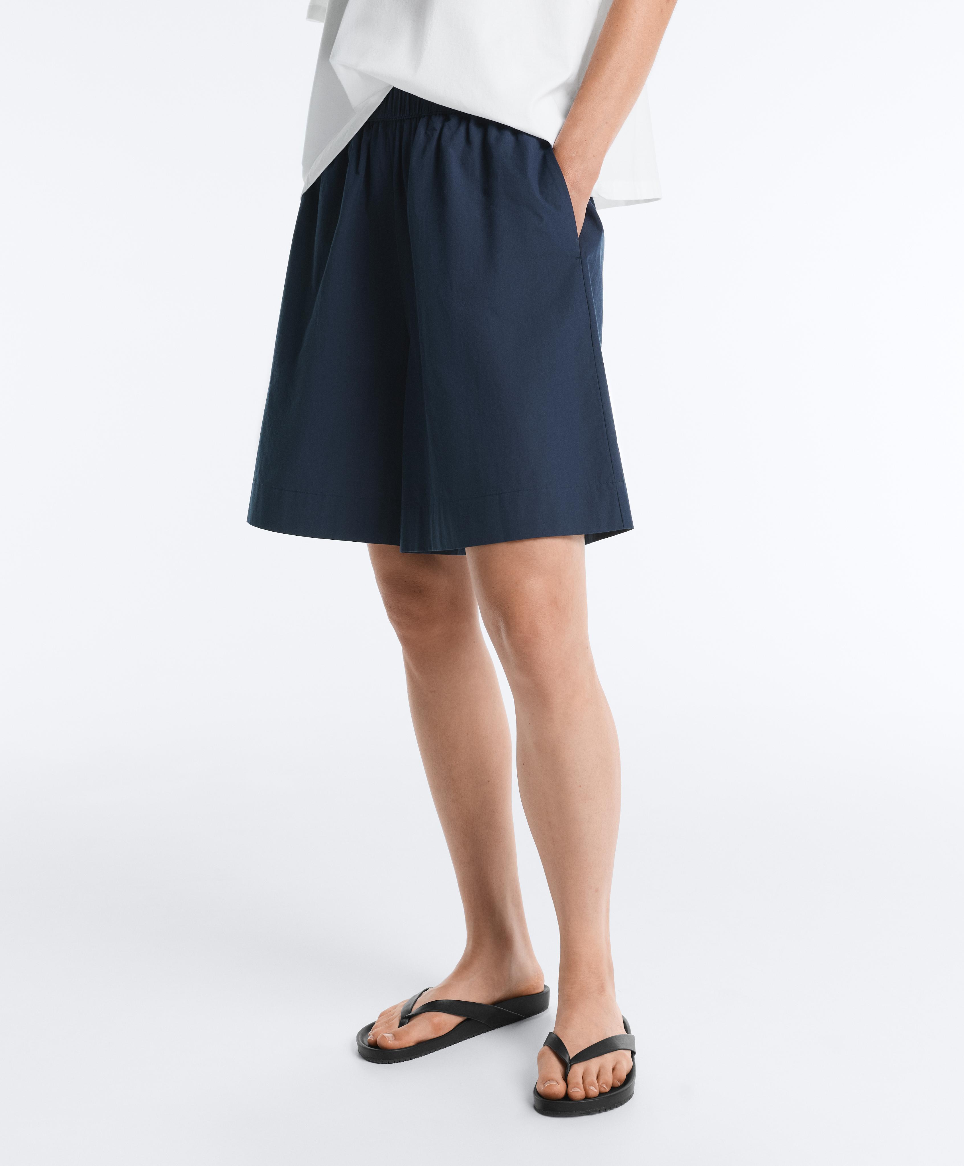 100% cotton Bermuda shorts — NAVY BLUE