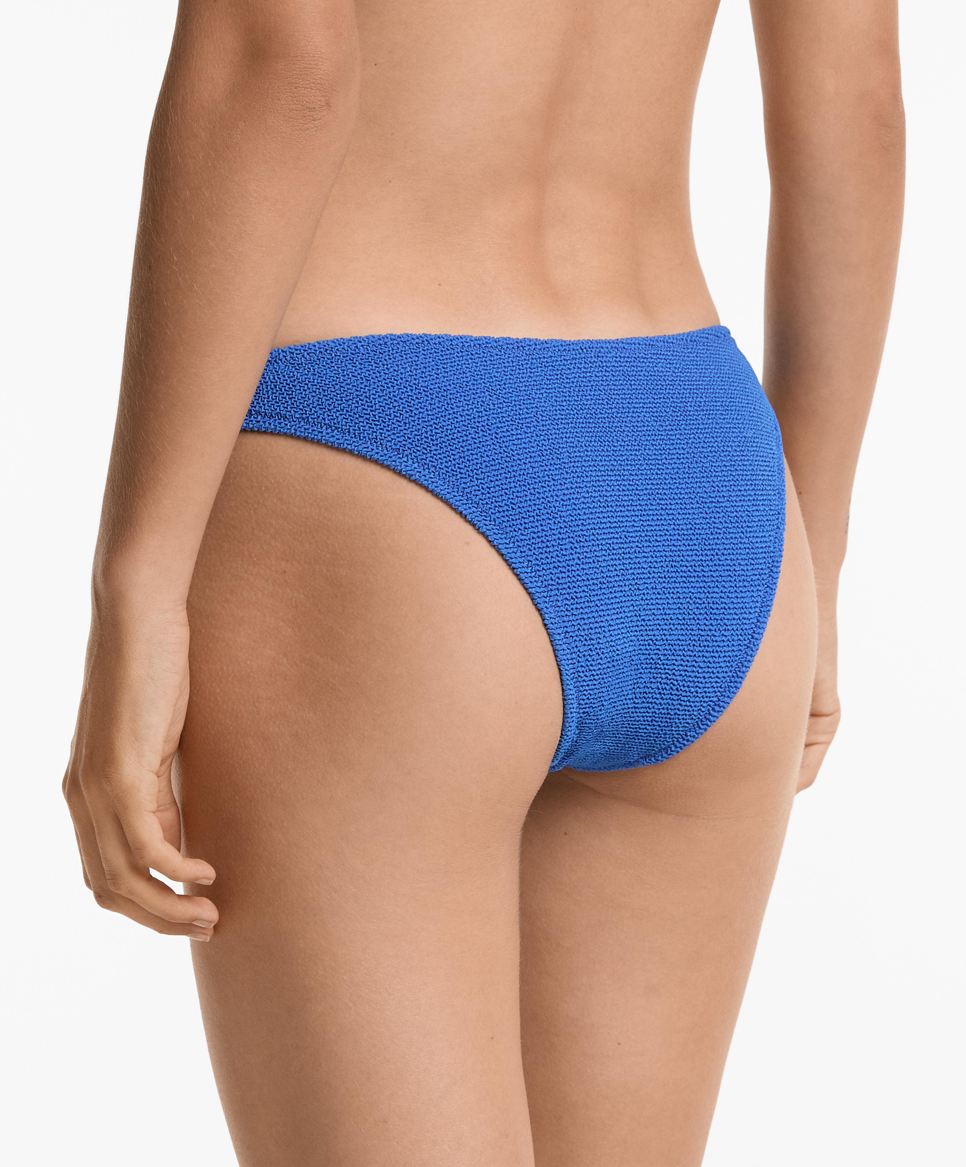 U-Cut Crinkle Mid-Rise Bikini Bottoms U-Cut Crinkle Mid-Rise Bikini Bottoms