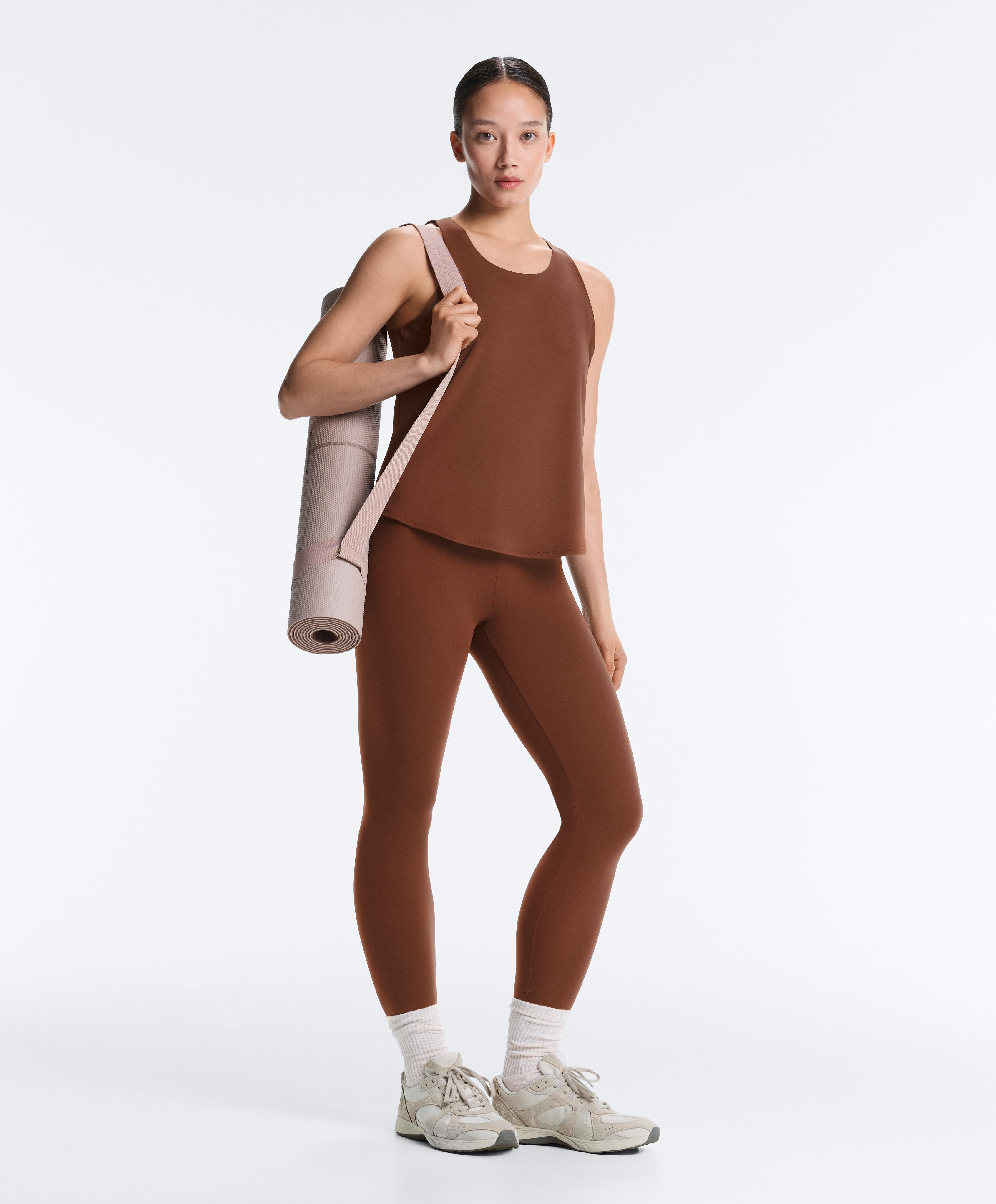 Comfortlux cross-back T-shirt — COFFEE