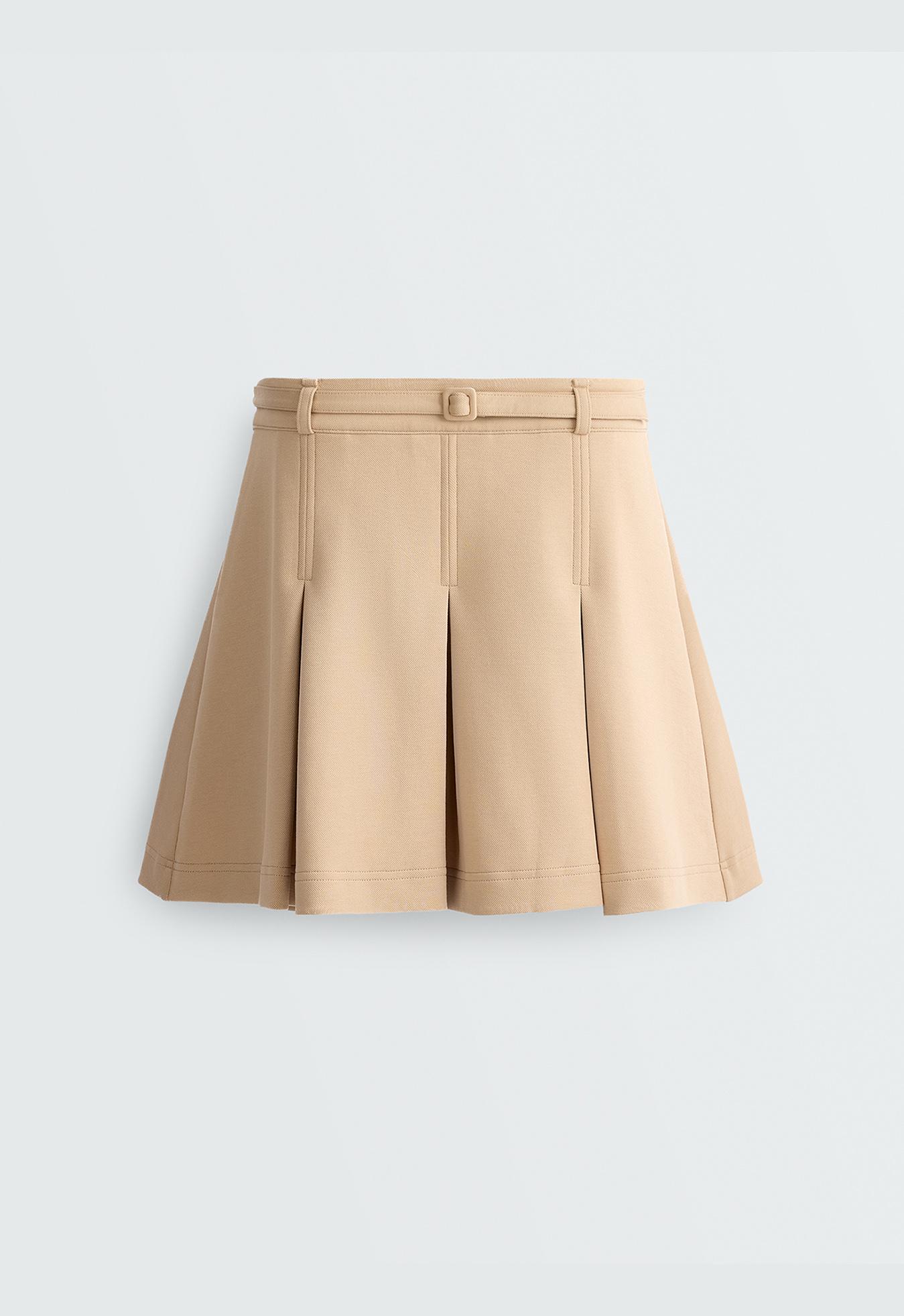 High-rise pleated short skirt with belt — BEIGE